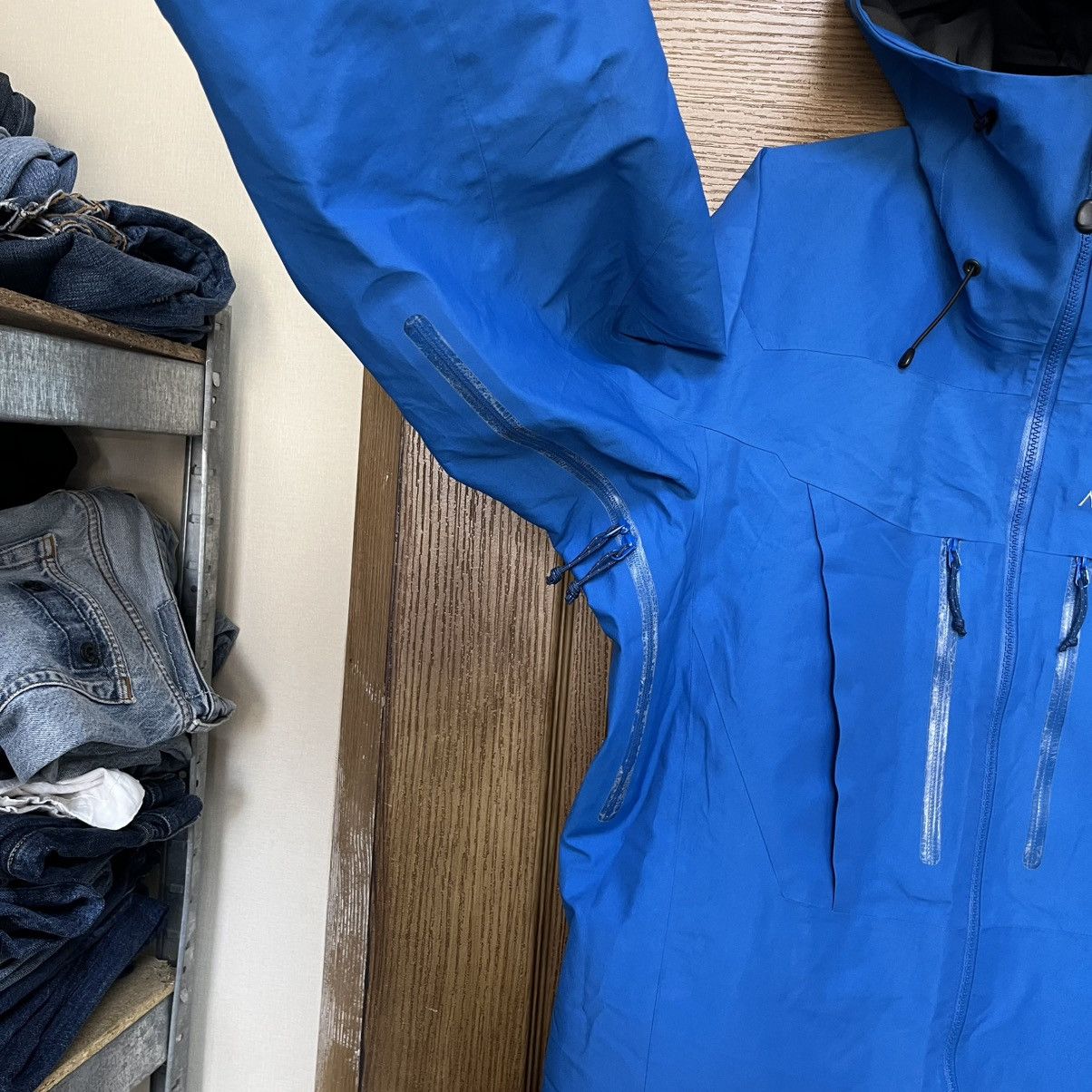 Arc'teryx Men's Arcteryx Beta Gore-Tex Jacket Size US M / EU 48-50 / 2 - 9 Thumbnail