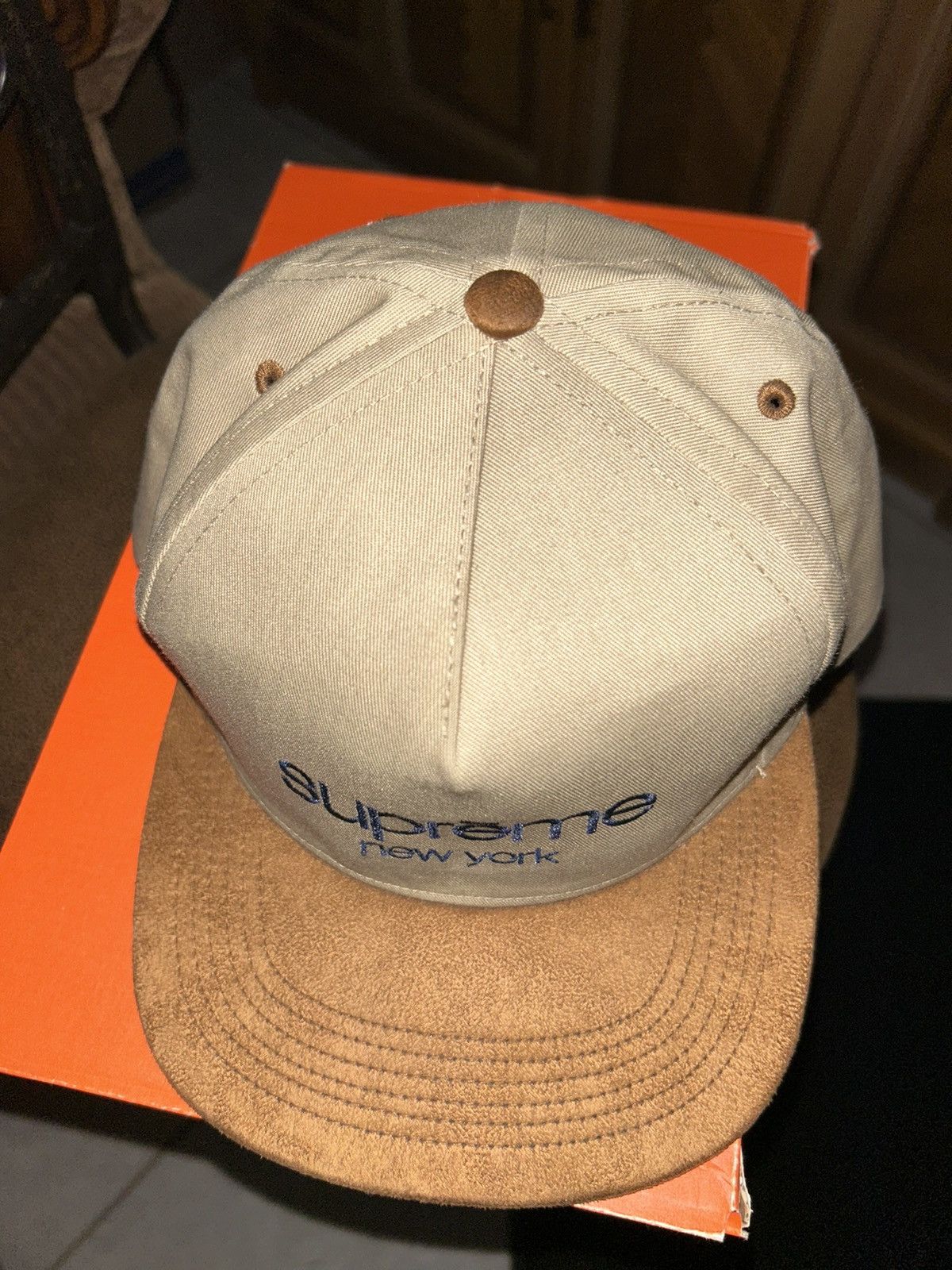 Supreme Supreme Classic Logo Suede Visor 5-Panel Cap FW15 NEW Size ONE SIZE - 2 Thumbnail