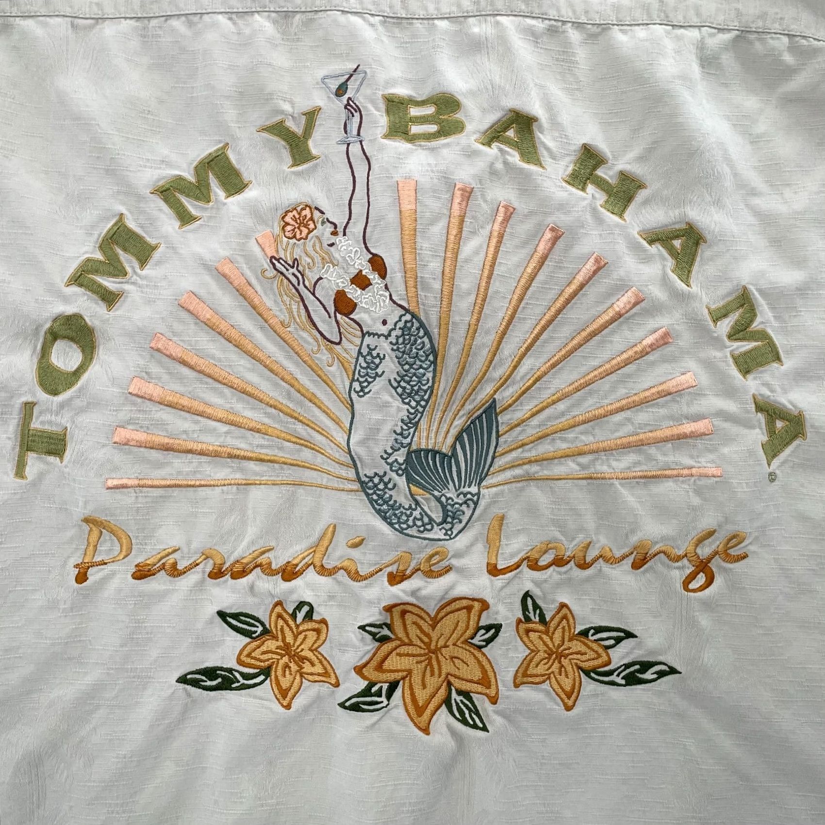 Tommy Bahama Tommy Bahama Shirt Adult 2XL Cream Silk Martini Lounge Embroidered Camp Mermaid Size US XXL / EU 58 / 5 - 3 Thumbnail