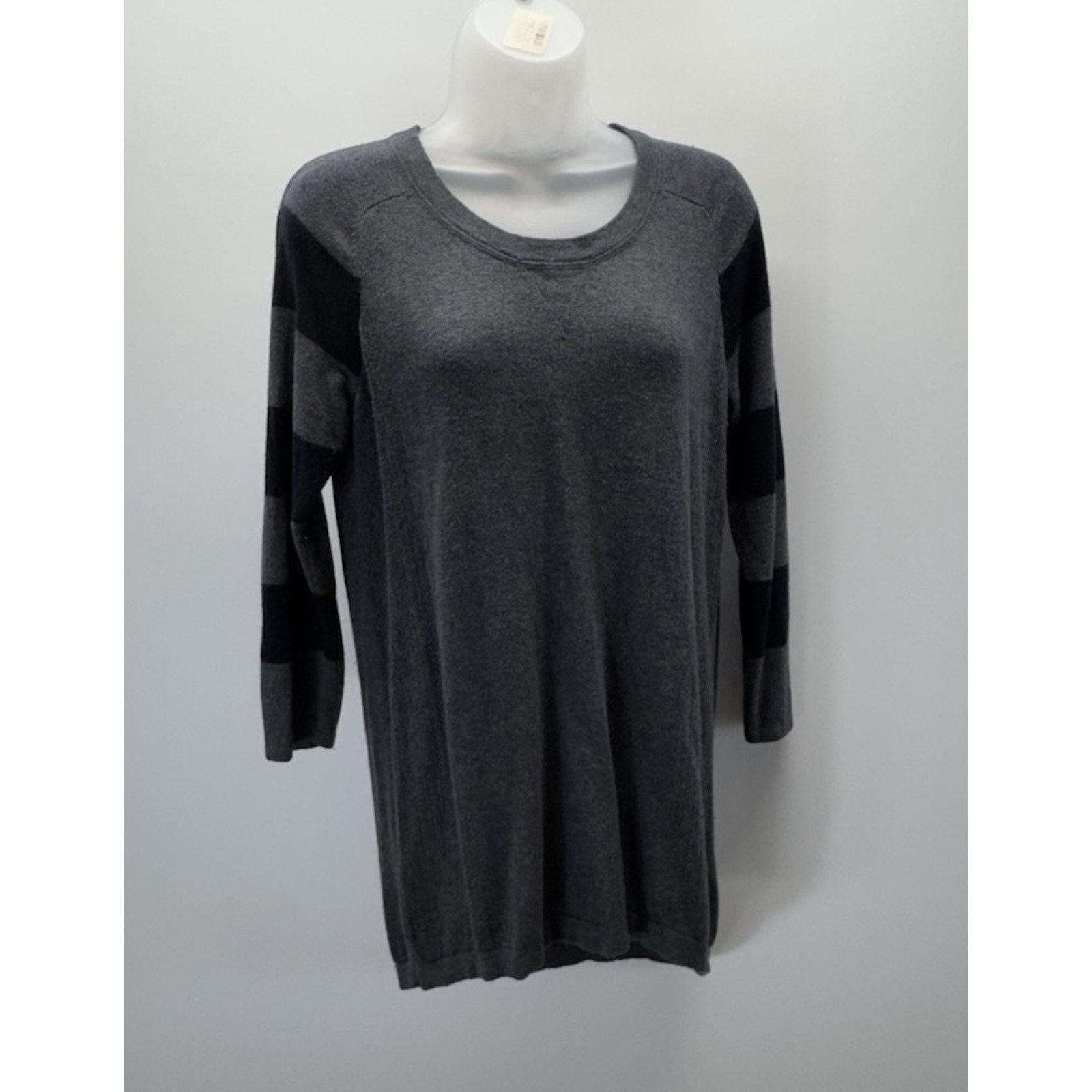 Other NEW DIRECTIONS Womens M Grey Black Striped Longsleeve Blouse Size M / US 6-8 / IT 42-44 - 1 Thumbnail