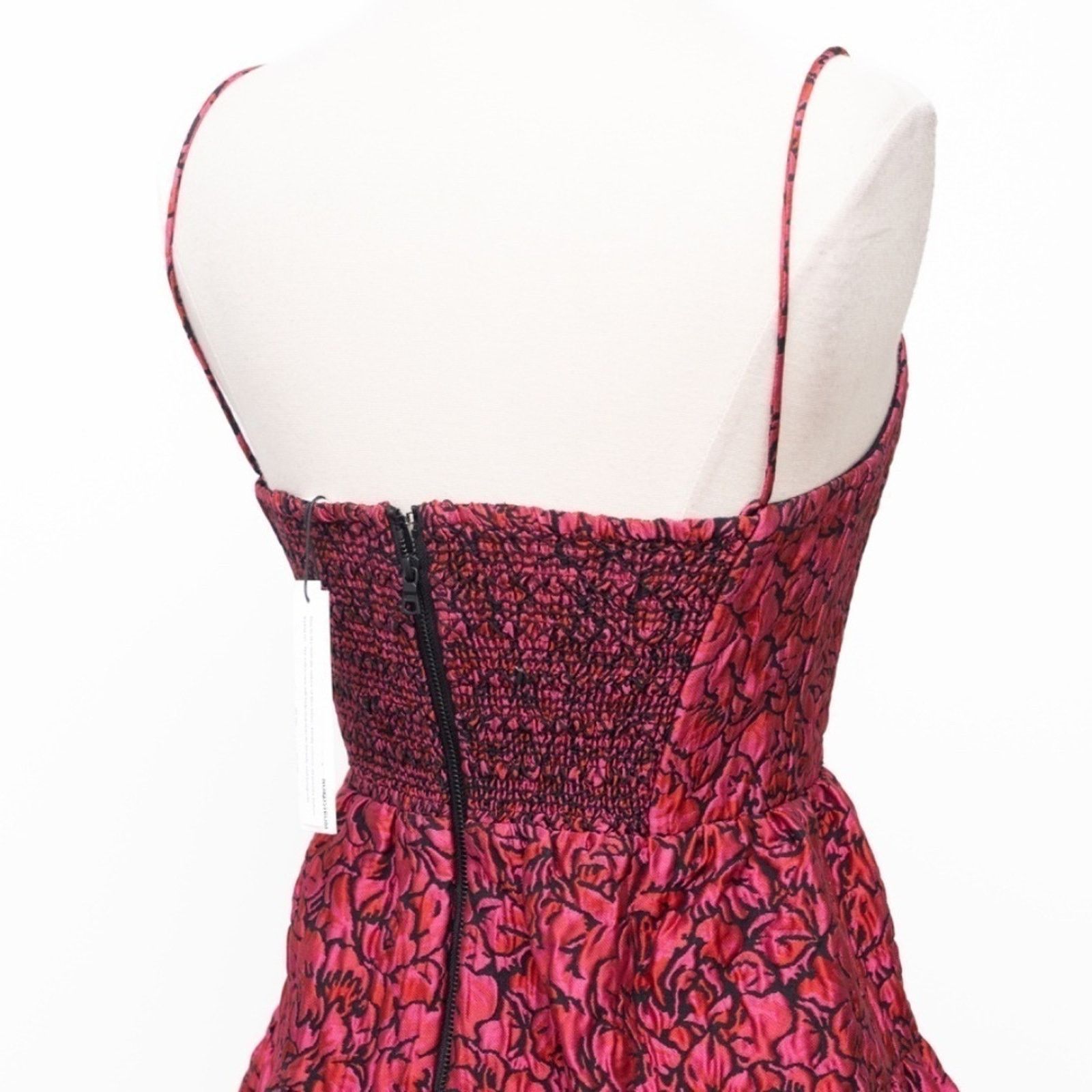 Alice + Olivia ALICE + OLIVIA. Jamila Fit-&-Flare Dress. Size XS / US 0-2 / IT 36-38 - 12 Thumbnail