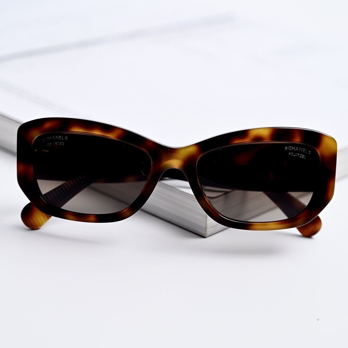 Chanel CHANEL 0CH5493 SUNGLASSES Size ONE SIZE - 8 Thumbnail