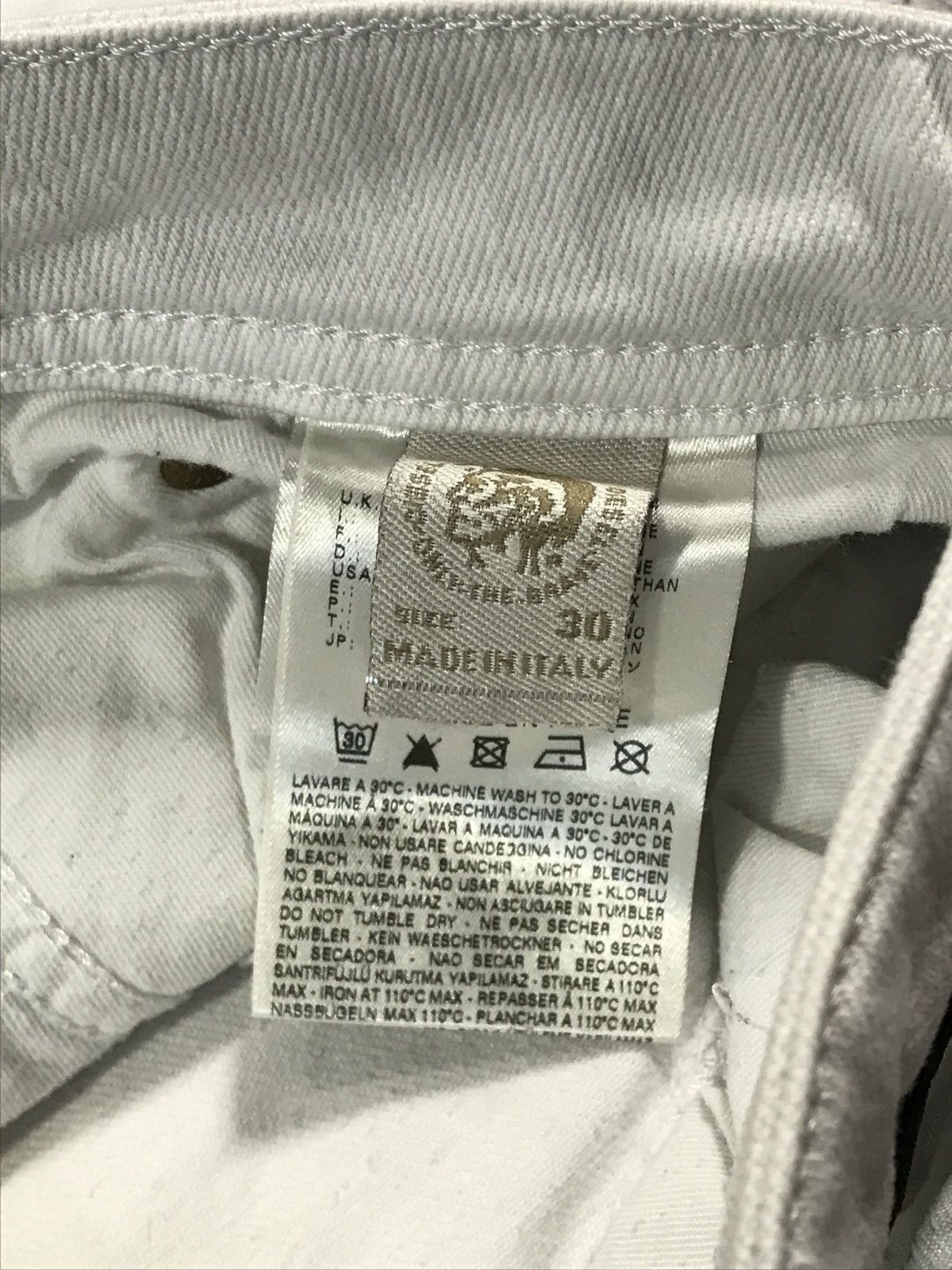 Diesel Vintage Jeans Diesel Denim Embroiled Logo Faded White 30x32 Size US 30 / EU 46 - 11 Thumbnail