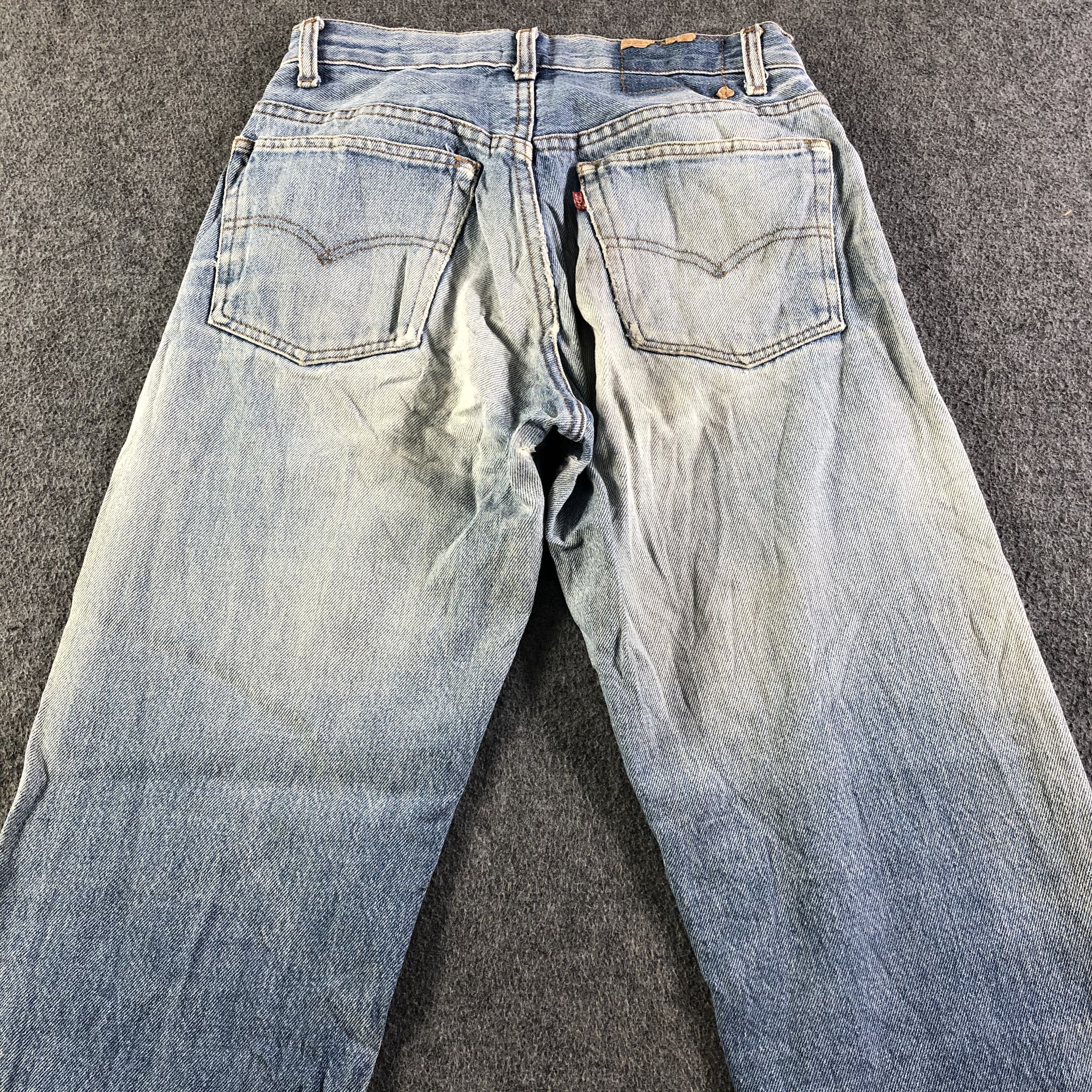 Levi's 90s Vintage Light Wash Levis 501 Jeans-J4537 Size US 26 / EU 42 - 4 Thumbnail