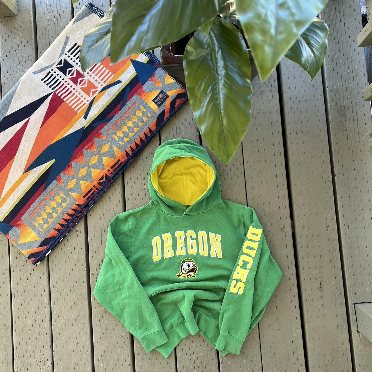 Vintage Vintage 90s Oregon Ducks Donald Duck Crewneck Sweatshirt Size US S / EU 44-46 / 1 - 3 Thumbnail