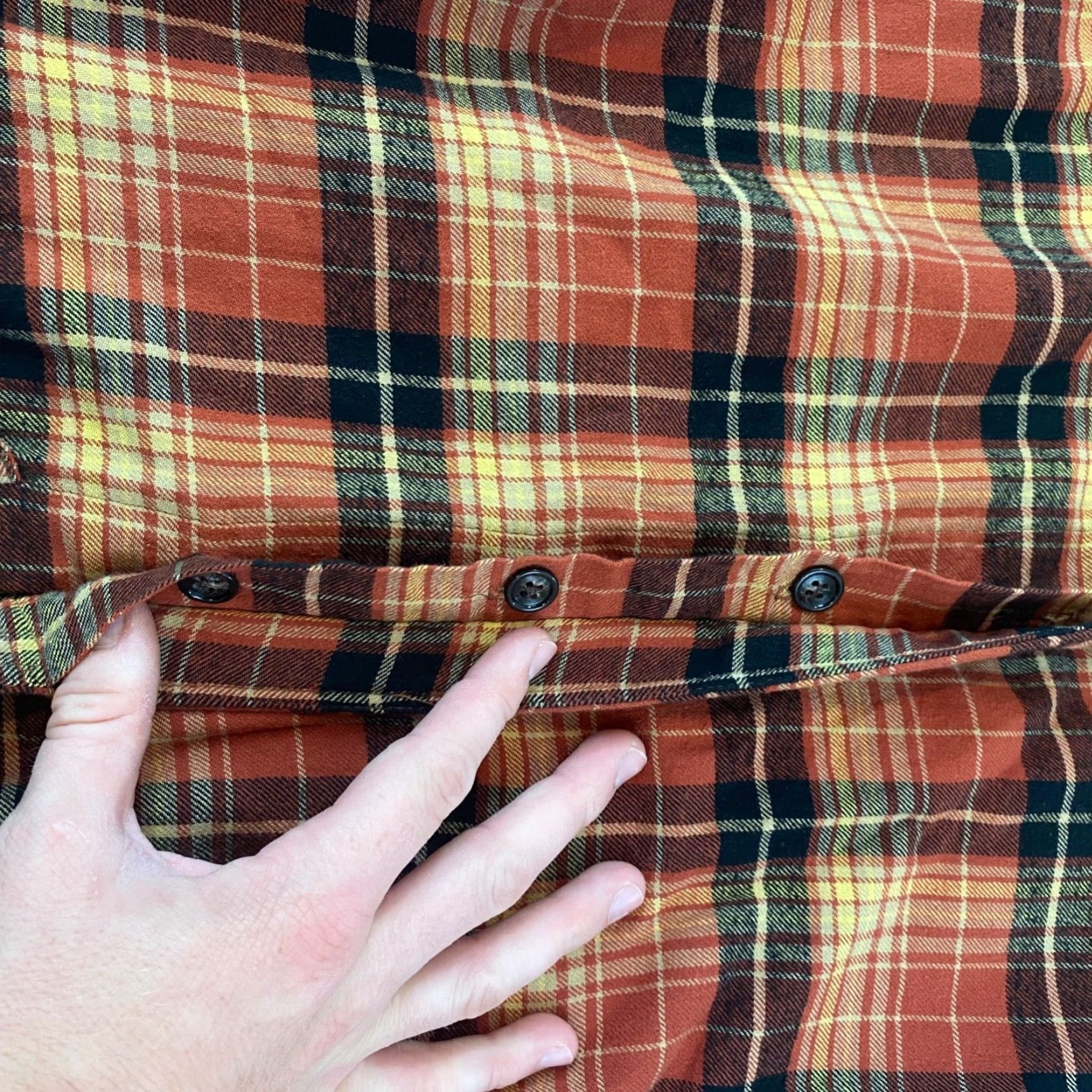 Vintage MR. Completely Shirt Mens Small Red Brown Plaid Button Up Band Collar USA L/S Size US M / EU 48-50 / 2 - 5 Thumbnail