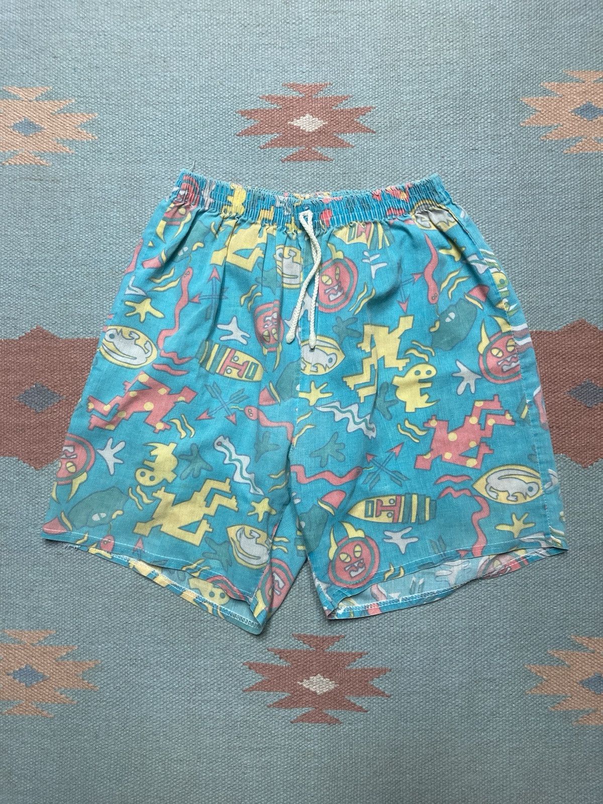 Vintage Vtg lightweight cotton shorts Keith haring pop art print M Size US 32 / EU 48 - 1 Thumbnail