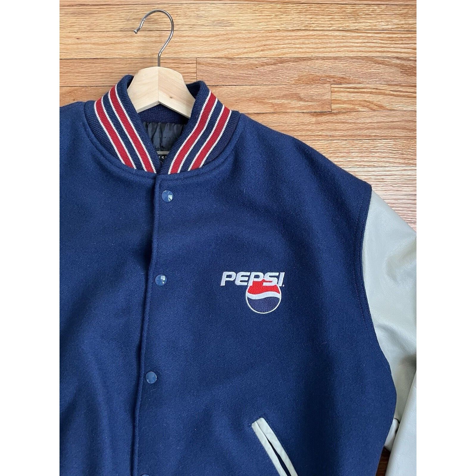 Pepsi NEW VINTAGE PEPSI COLA LOGO WOOL LEATHER VARSITY BOMBER XL Size US XL / EU 56 / 4 - 2 Thumbnail