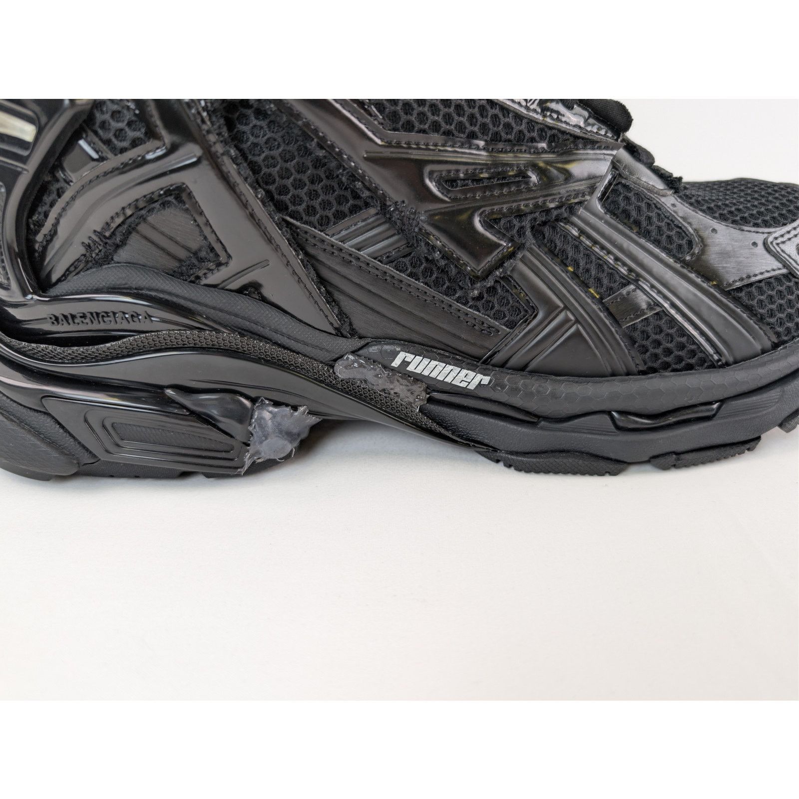 Balenciaga o1rshd1 Monocolor Mesh Rubber Runner Sneakers in Black Size US 12 / EU 45 - 5 Thumbnail