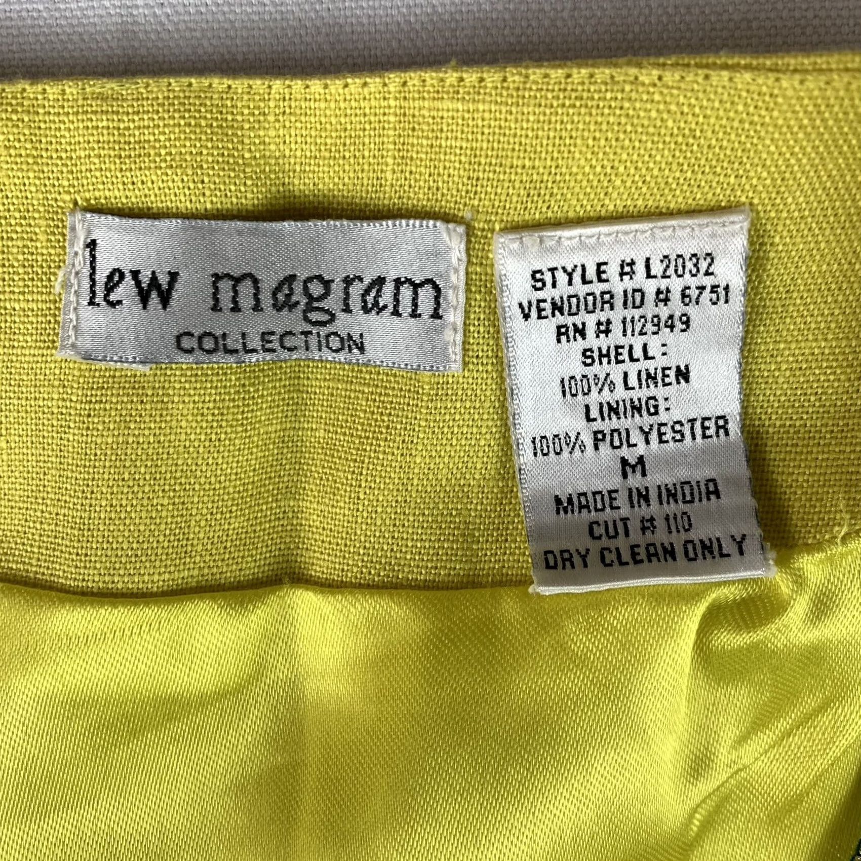 Vintage Lew Magram Blouse Womens Medium Yellow Linen Paisley Beaded Embroidered Tapestry Classic All Seasons V-Neck Long Sleeve Cap Sleeve Buckle Size M / US 6-8 / IT 42-44 - 3 Thumbnail
