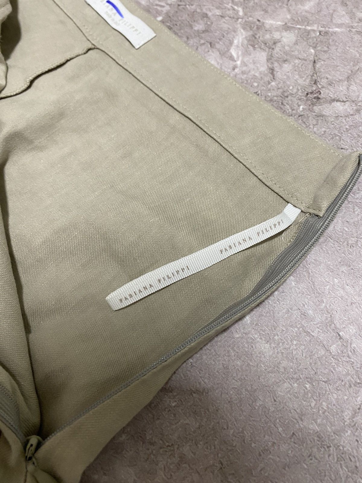 Fabiana Filippi Rare Fabiana Filippi High-Waisted A-Line Skirt Made In italy Size 32" / US 10 / IT 46 - 9 Thumbnail