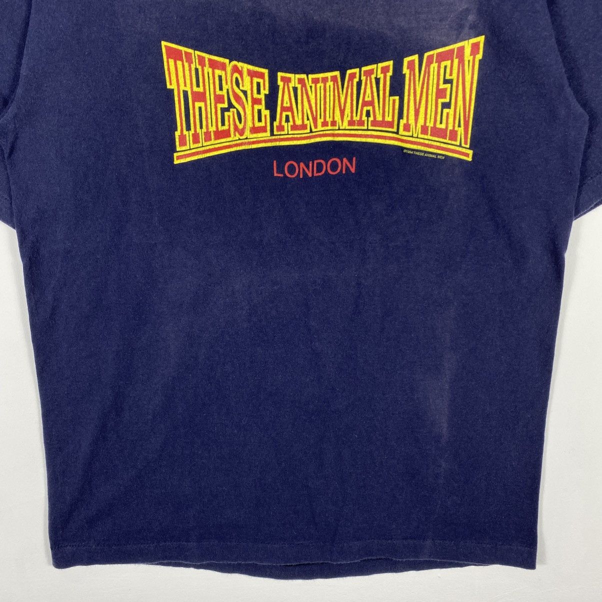 Band Tees Vintage 90's THESE ANIMAL MEN Britpop Band Faded Tee Size US M / EU 48-50 / 2 - 4 Thumbnail