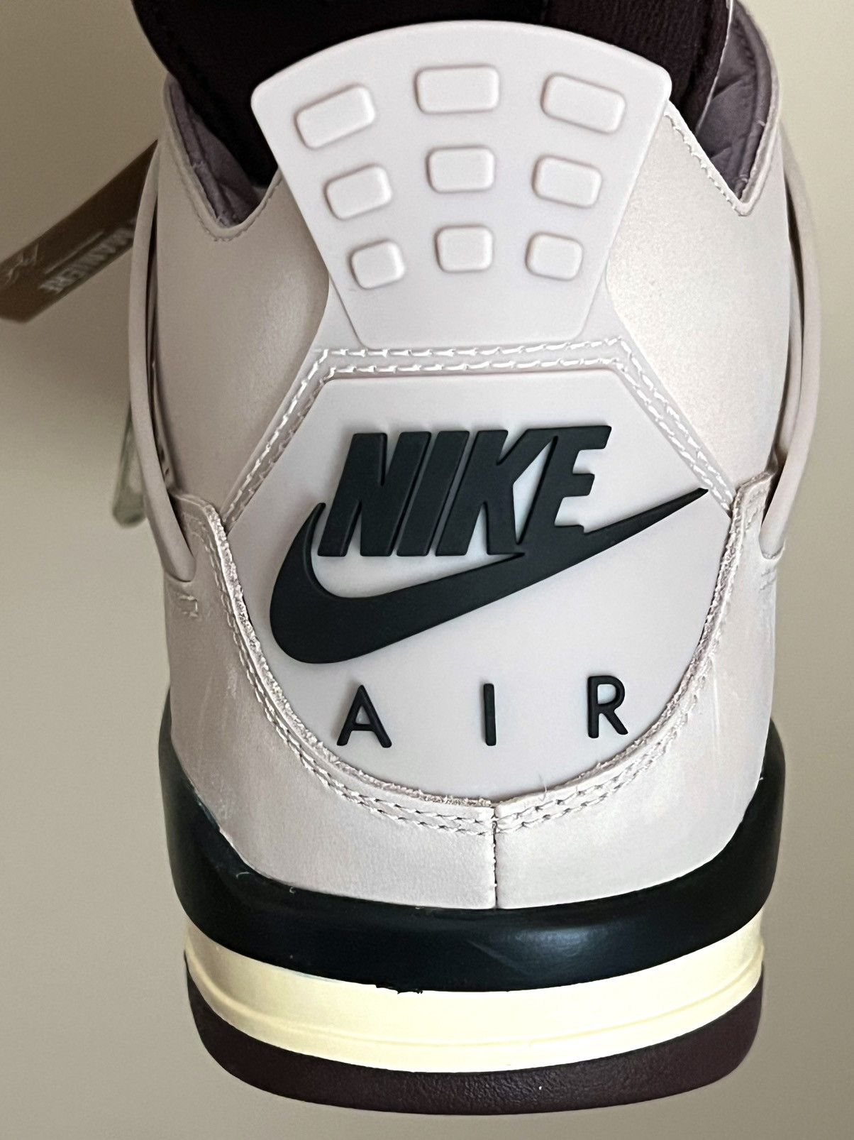 A Ma Maniere × Jordan Brand 12W/10.5M, Jordan 4 x A Ma Maniere, While You Were Sleeping Size US 10.5 / EU 43-44 - 6 Thumbnail