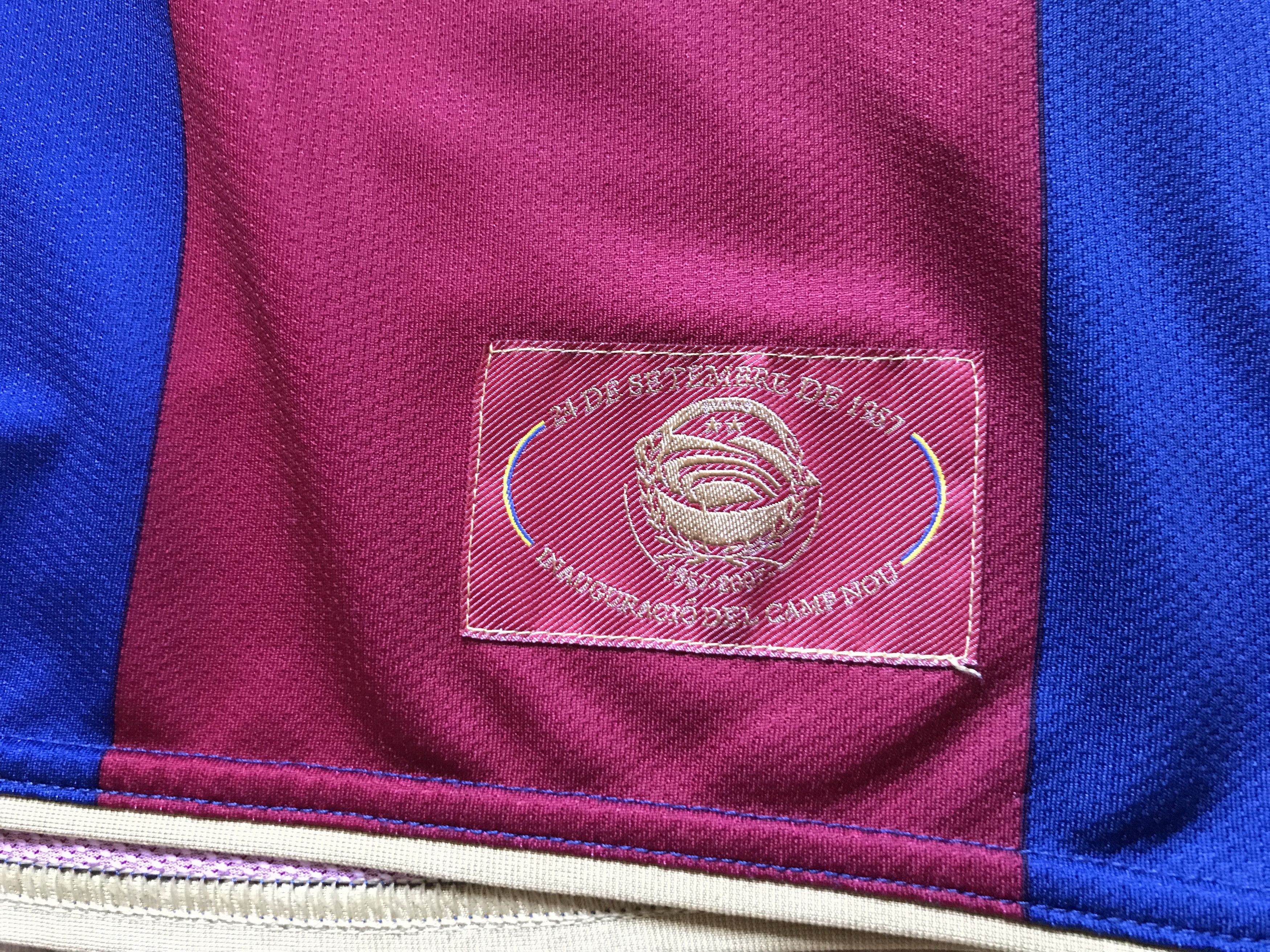 Nike Vintage Nike Barcelona Home Shirt 2007 Size US L / EU 52-54 / 3 - 7 Thumbnail