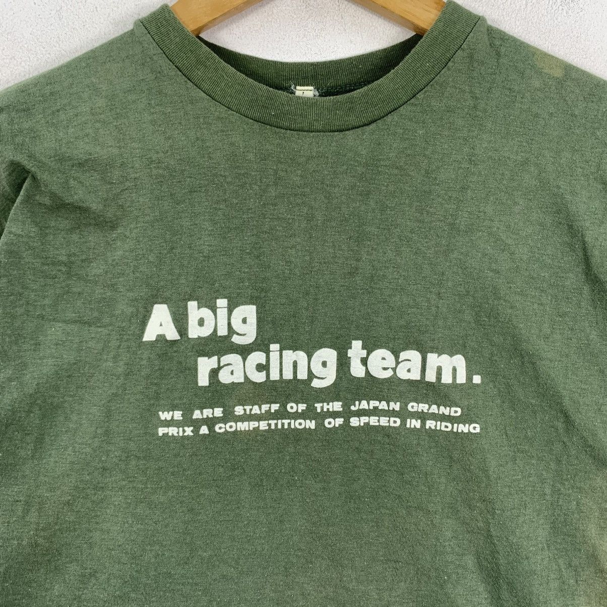 Vintage Vintage 90s A BIG RACING TEAM Japan Grand Prix Tshirt Size US L / EU 52-54 / 3 - 4 Thumbnail