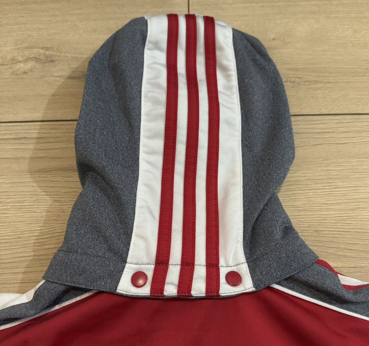 Adidas Vintage Adidas Tracksuit Top with Detachable Hoodie (Small) Size US S / EU 44-46 / 1 - 8 Thumbnail