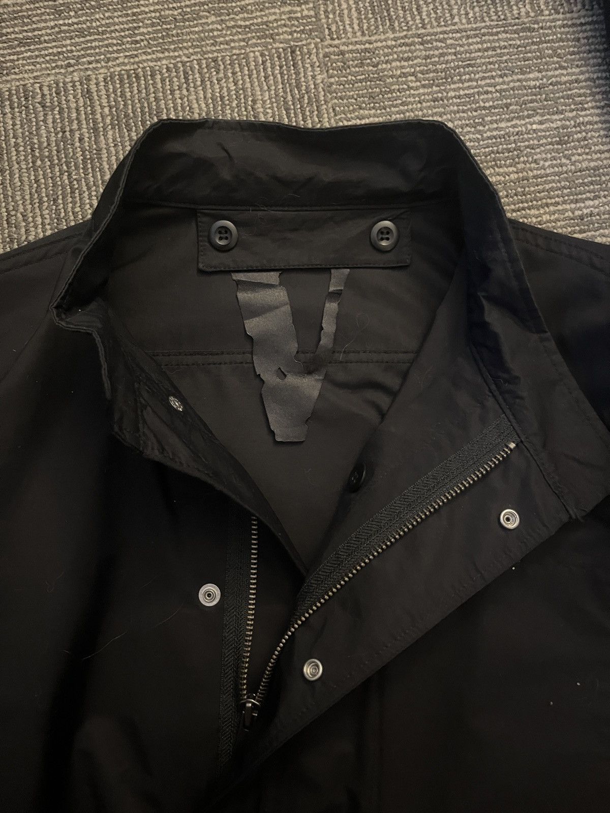 Vlone VLONE TRENCH COAT SIZE L Size US L / EU 52-54 / 3 - 3 Thumbnail