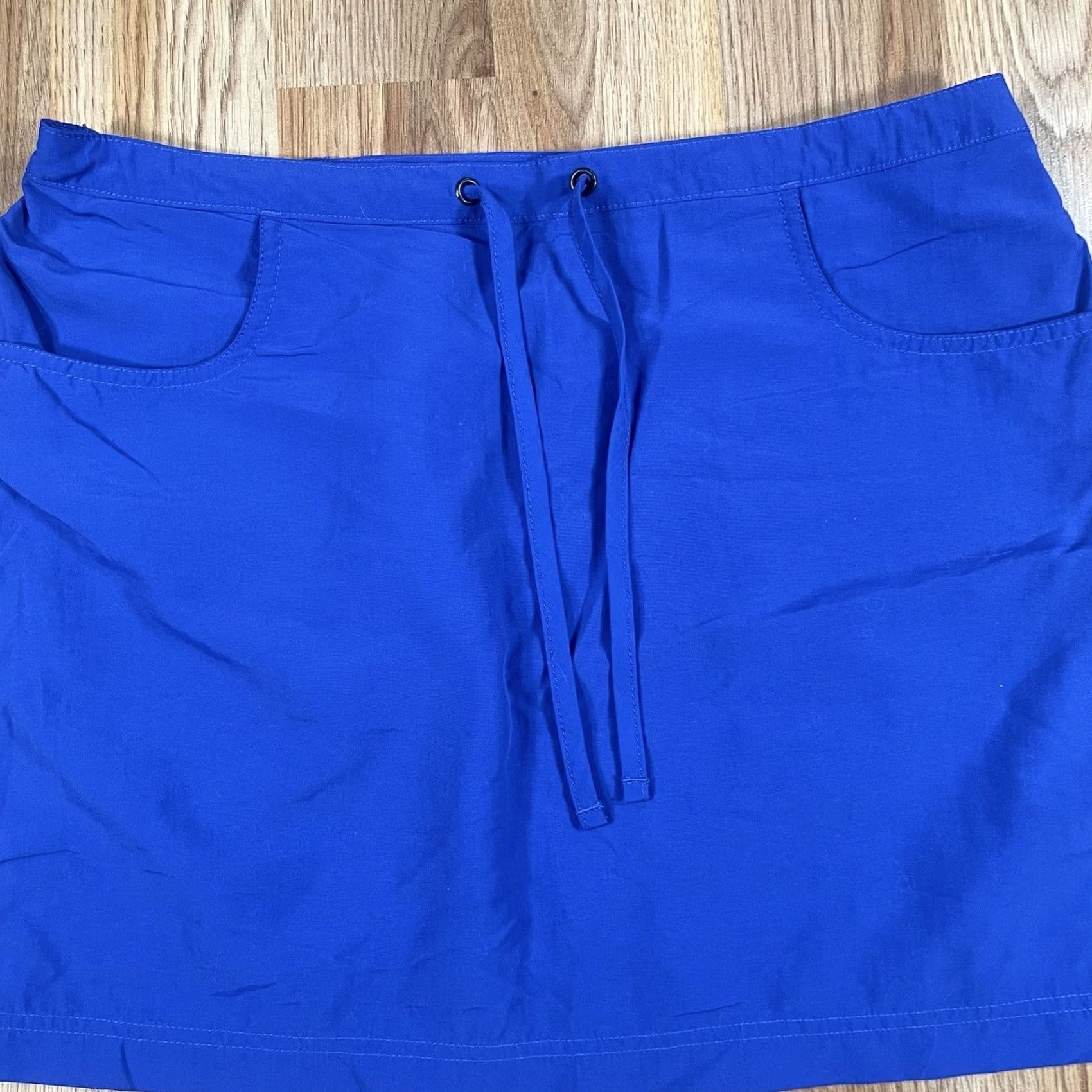 Vintage LL Bean Skirt Women's M Medium Above Knee Length Pencil Solid Blue 100% Nylon Size 32" / US 10 / IT 46 - 2 Thumbnail