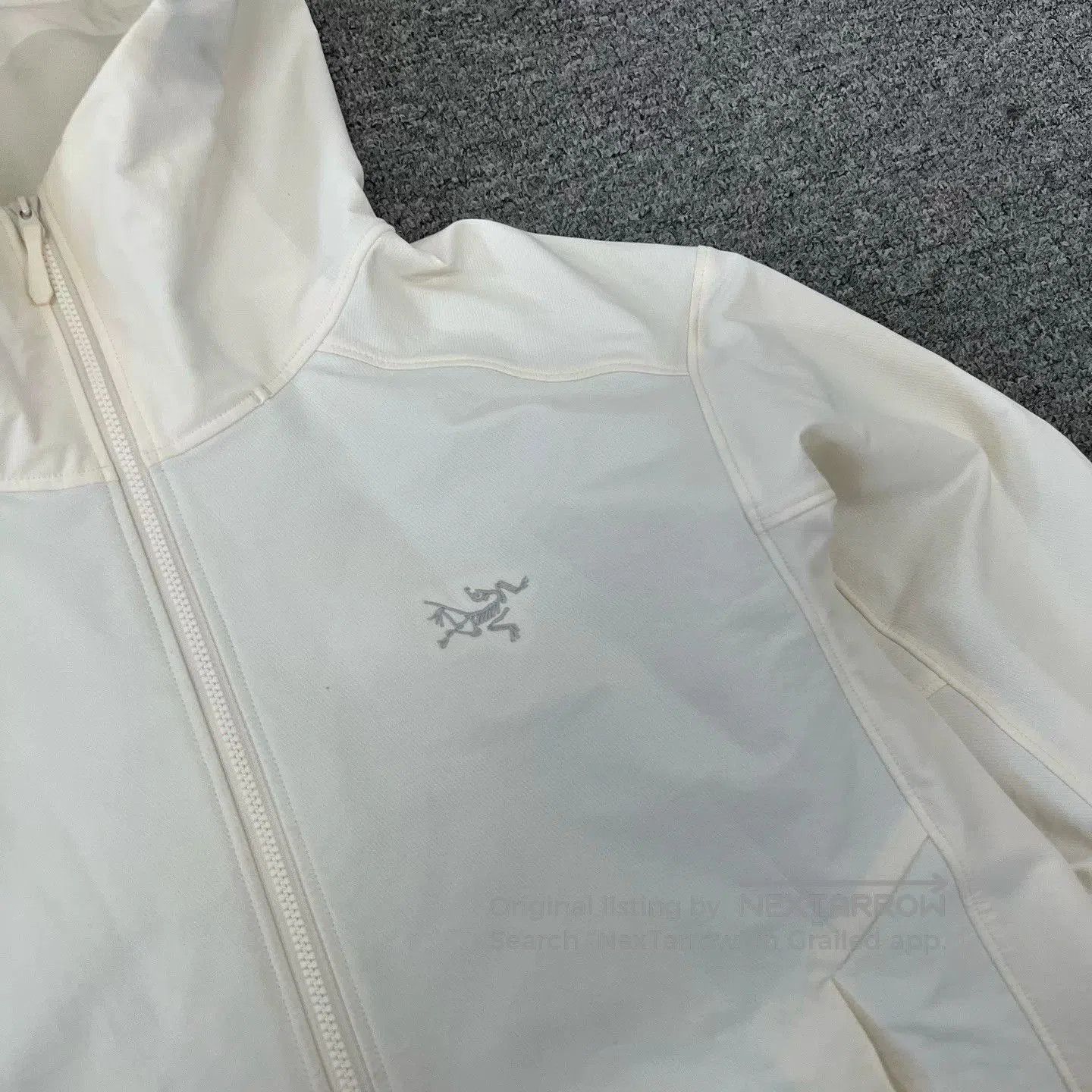 Arc'teryx Arc'teryx Beige Jacket Size L. Size US L / EU 52-54 / 3 - 4 Thumbnail