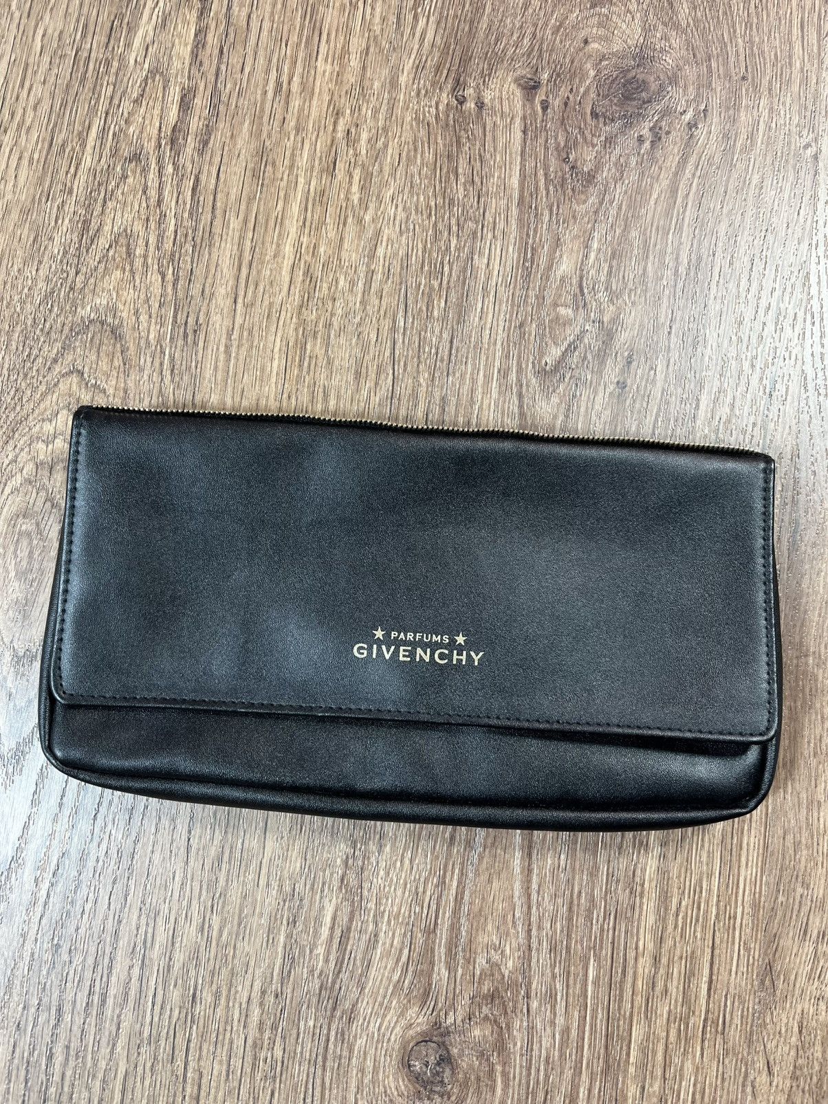 Givenchy × Vintage Givenchy Parfums Clutch Size ONE SIZE - 1 Thumbnail