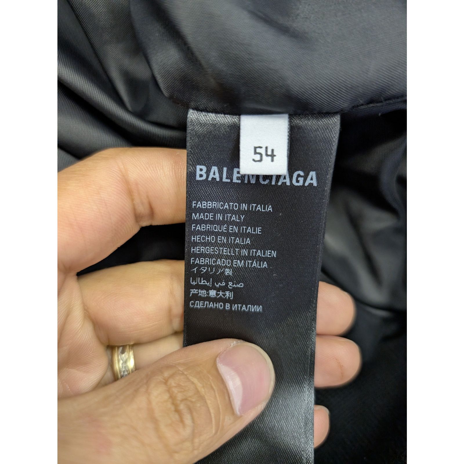 Balenciaga o1rshd1 Back Logo Leather Down Jacket in Black Size US L / EU 52-54 / 3 - 15 Thumbnail