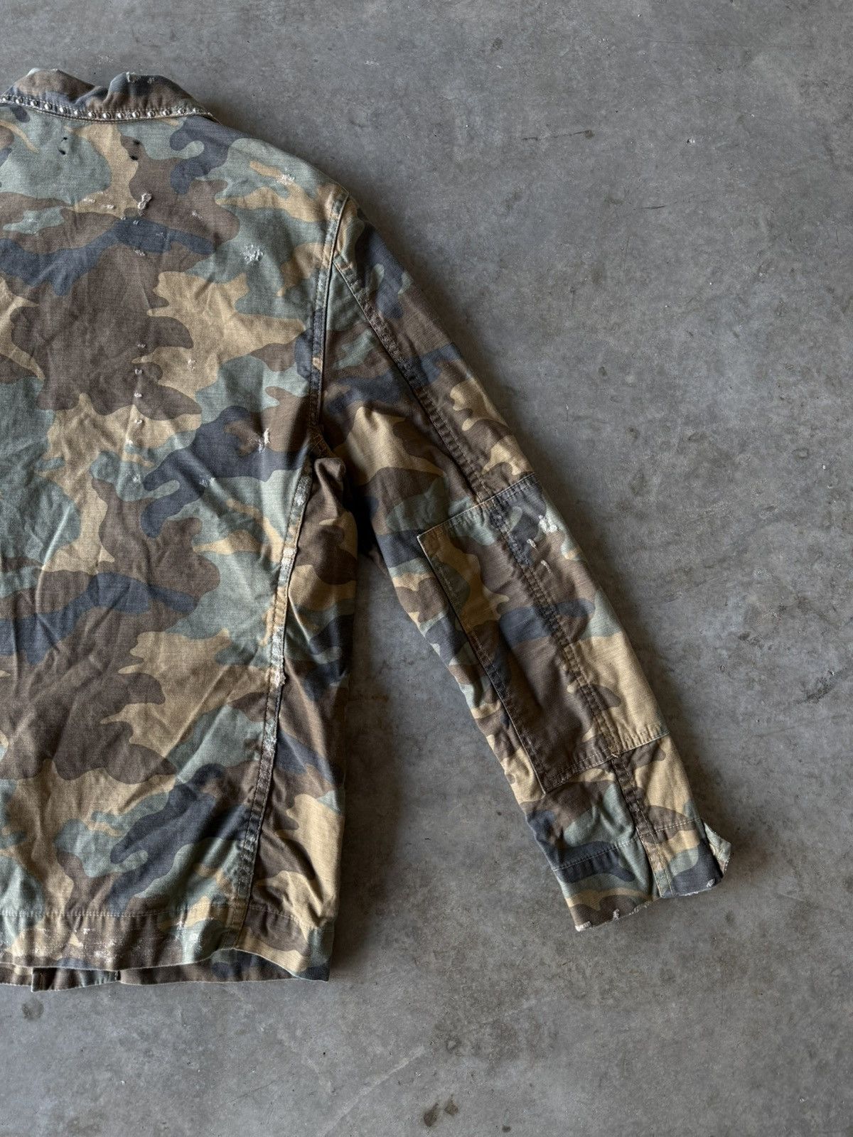 Amiri Amiri Studded Distressed Camo Field Jacket Size US S / EU 44-46 / 1 - 7 Thumbnail