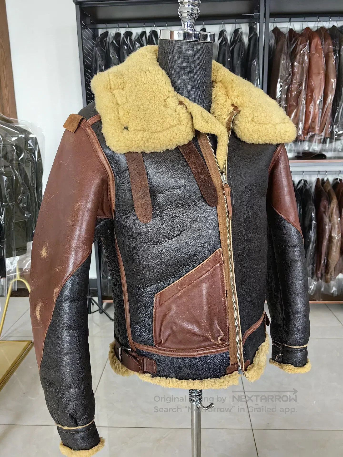 The Real McCoy's real mccoy's b3 shearling flight jacket. Size US M / EU 48-50 / 2 - 2 Thumbnail