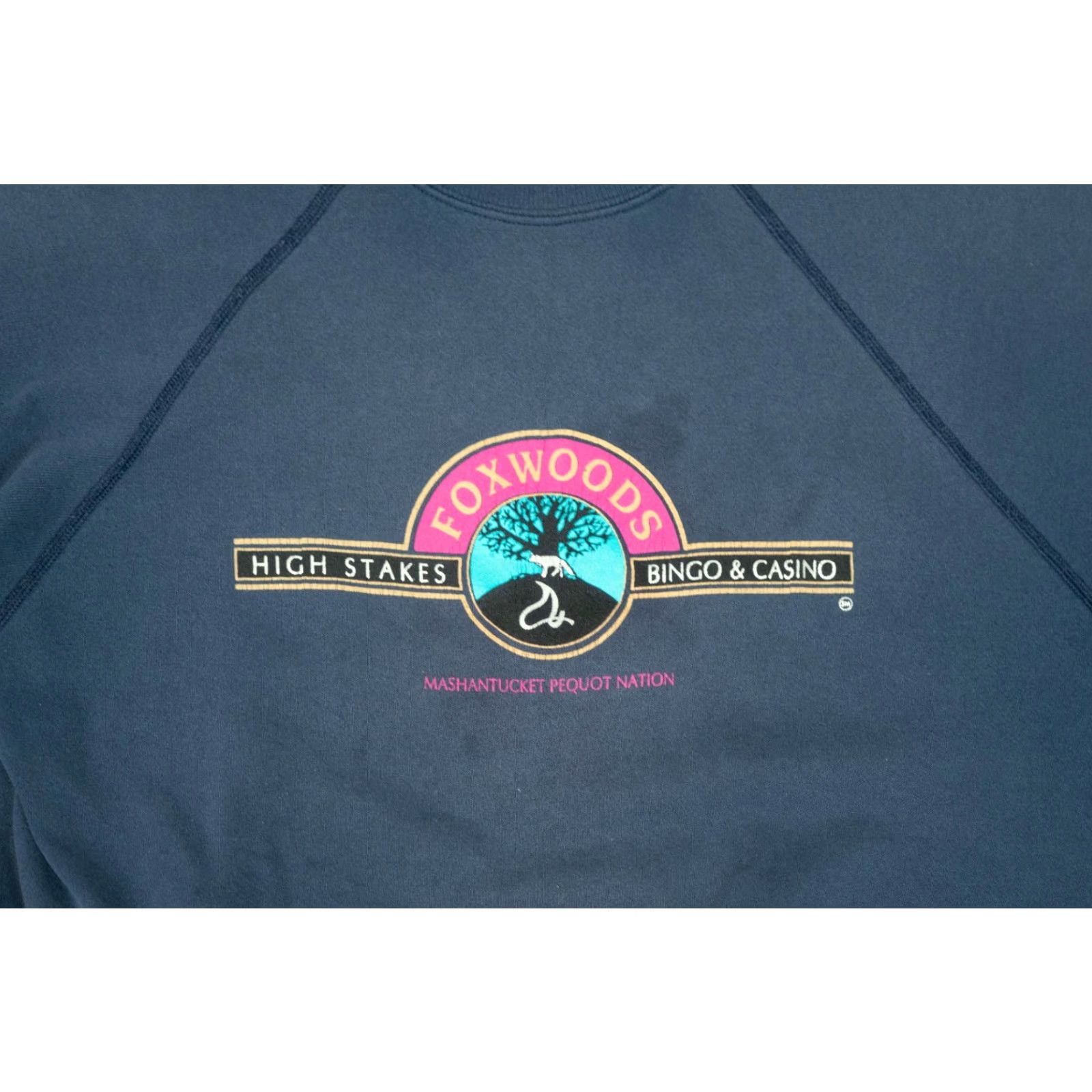 Hanes VINTAGE Foxwoods HIGH STAKES BINGO & CASINO Sweatshirt Women XL Blue Hanes Crew Neck Graphic Print 90s Vtg USA Size XL / US 12-14 / IT 48-50 - 2 Thumbnail