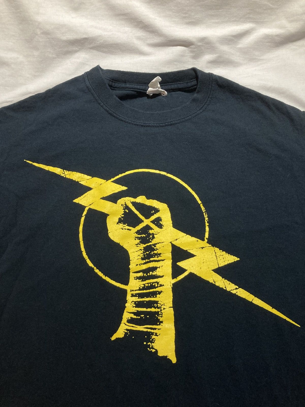 Gildan CM Punk Nexus T-shirt, Men’s Size Small Size US S / EU 44-46 / 1 - 2 Thumbnail