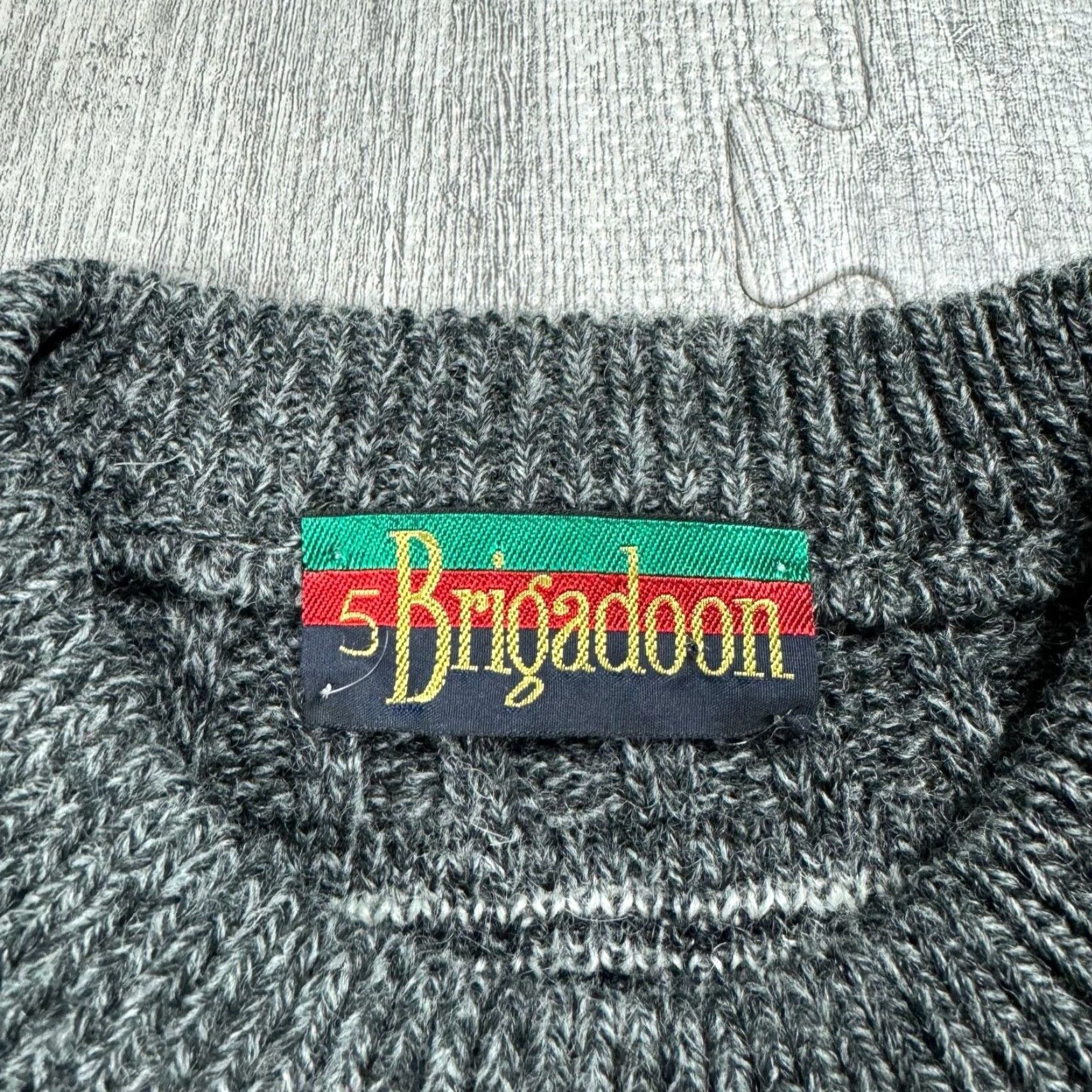 Vintage VINTAGE 90s BRIGADOON ABSTRACT GEOMETRIC PULLOVER SWEATER XL GRAY BLACK MENS Size XL / US 12-14 / IT 48-50 - 3 Thumbnail