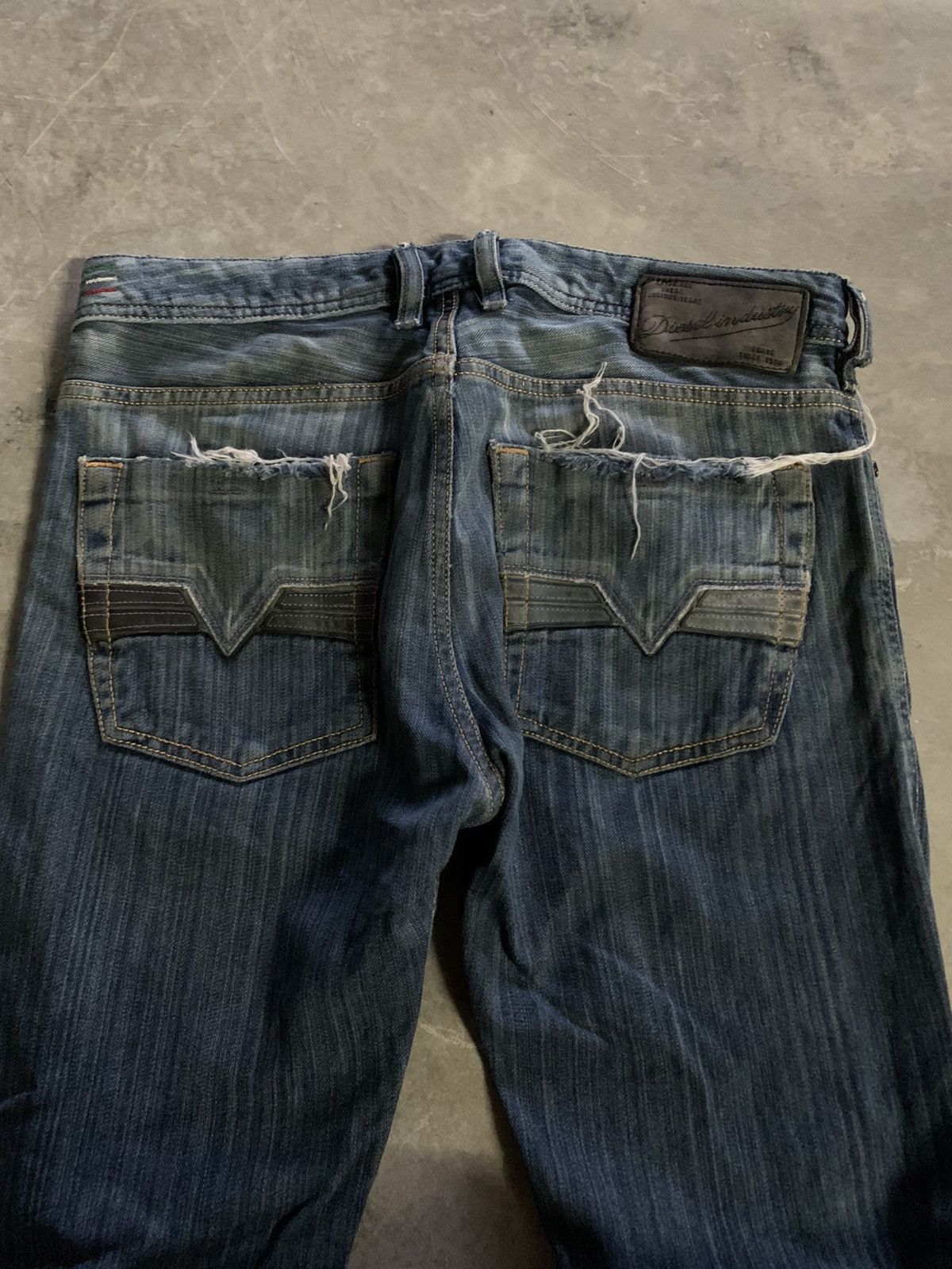 Designer × Diesel vintage diesel flare distressed rusty fade washed Size US 32 / EU 48 - 15 Thumbnail