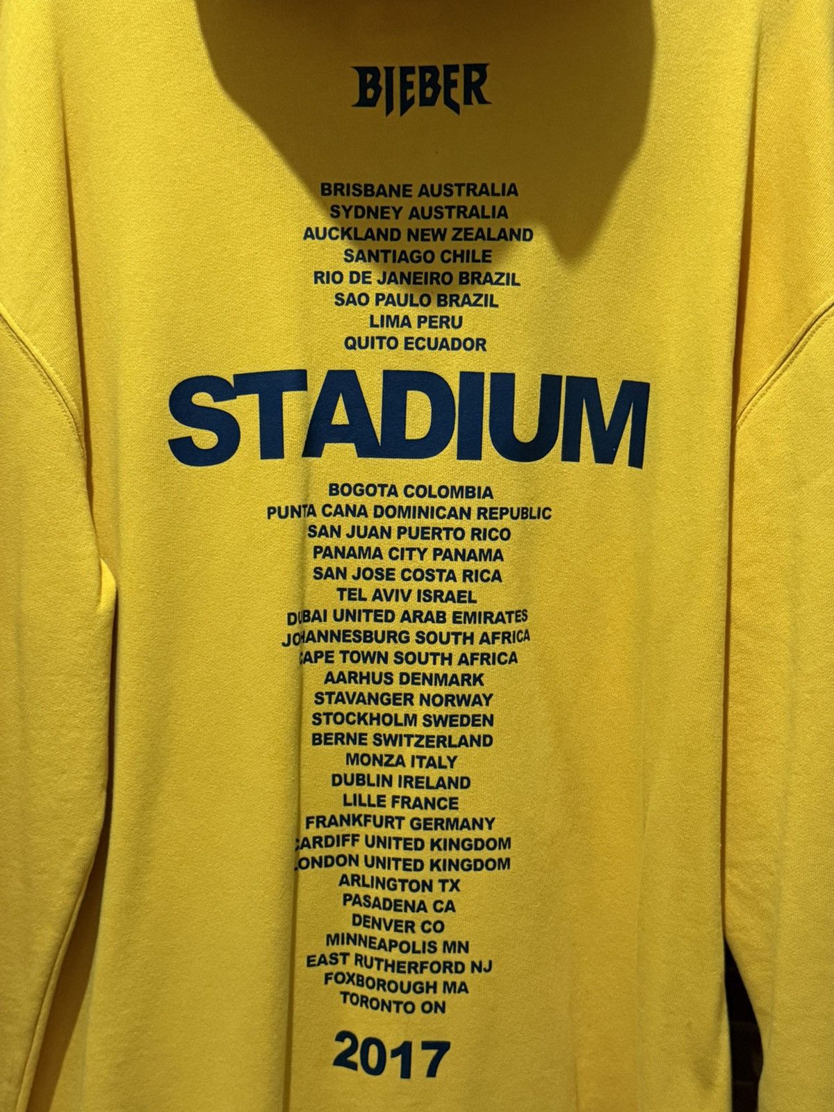 Justin Bieber H&M x Justin Bieber 2017 Stadium Tour Hoodie Yellow Size US XL / EU 56 / 4 - 4 Thumbnail
