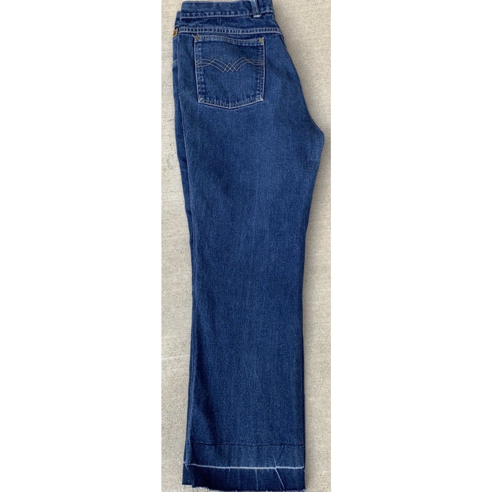 Vintage VINTAGE Jesse Jeans Mens Size 40 Waist 36 in Blue 100% Cotton Jeans with Pockets See Pics Mens Regular 29.5 Inseam Size US 40 / EU 56 - 5 Thumbnail
