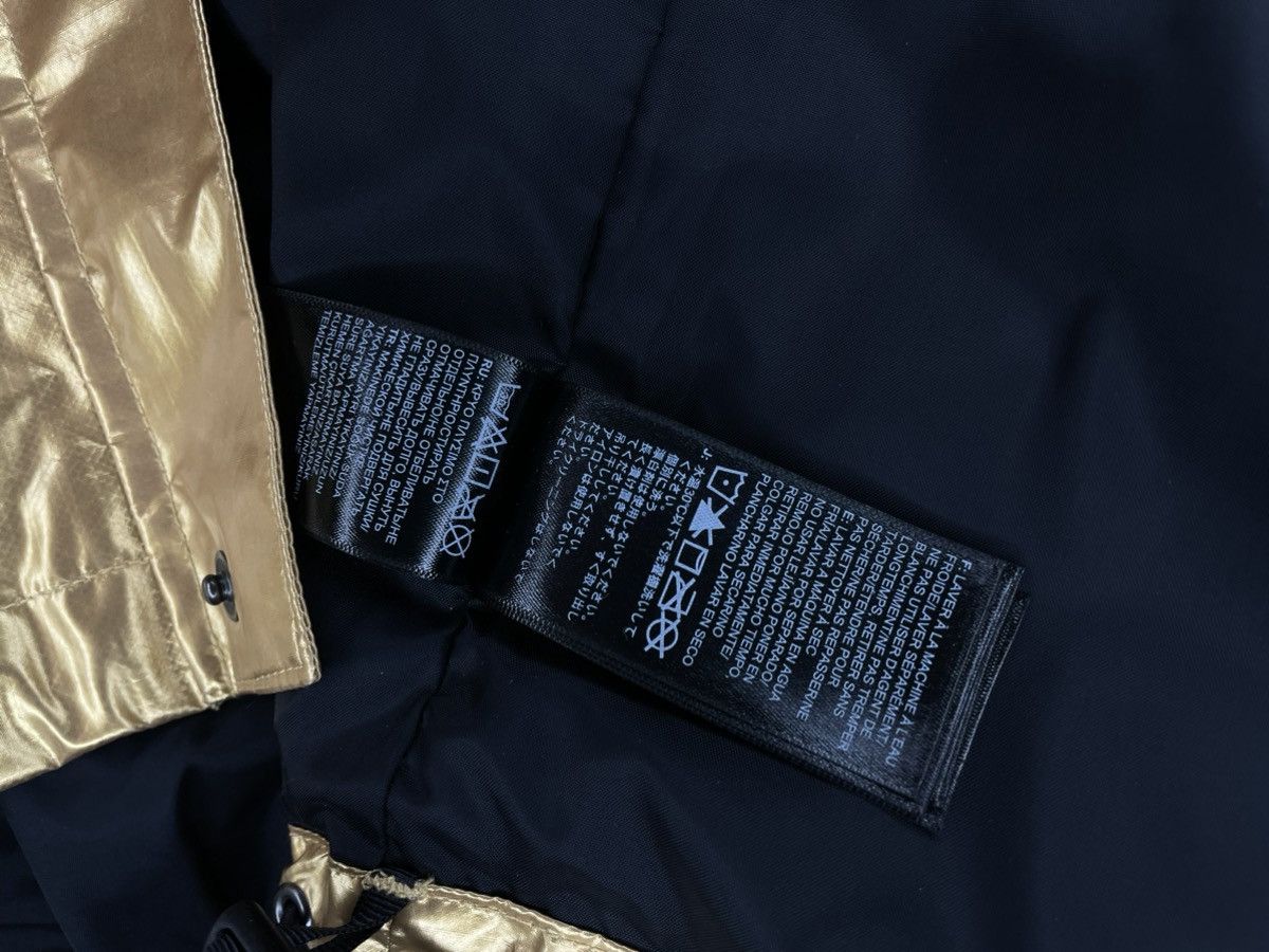 Supreme × The North Face Supreme x TNF Metallic Gold Mountain Parka Size US M / EU 48-50 / 2 - 13 Thumbnail