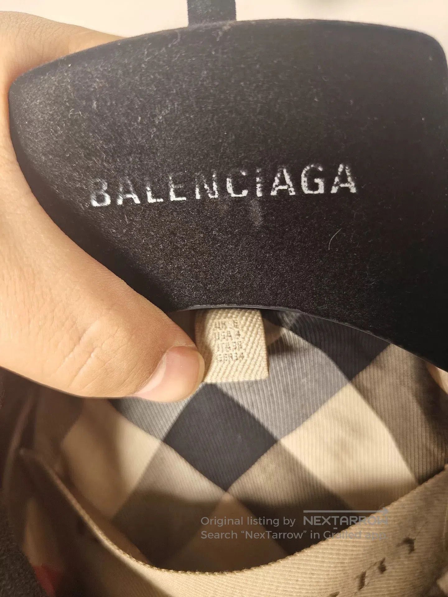 Burberry Authentic Burberry Coat in Excellent Condition. Size US M / EU 48-50 / 2 - 3 Thumbnail