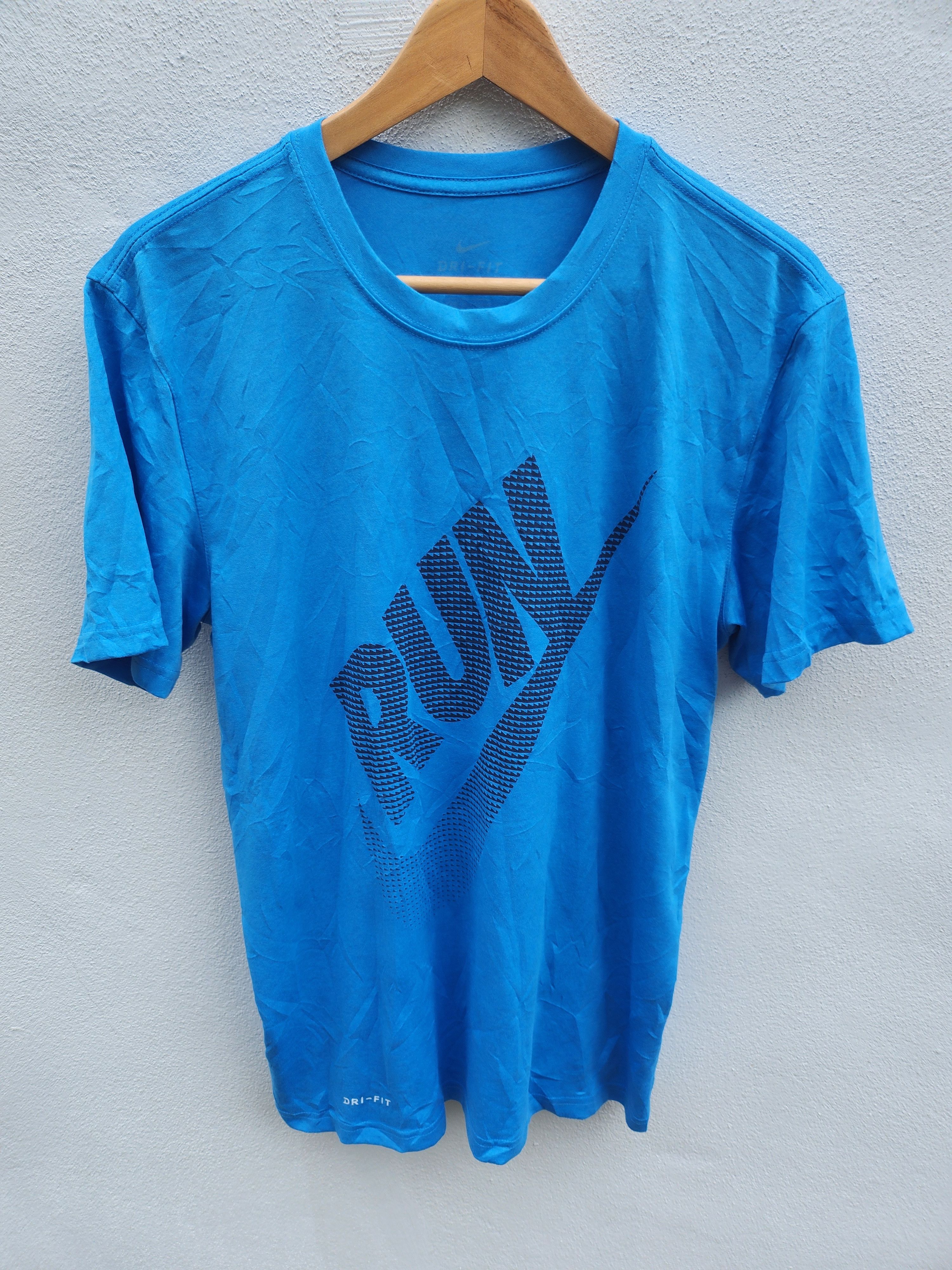 Nike 💥Nike Run Sportswear Tee Size US M / EU 48-50 / 2 - 2 Thumbnail
