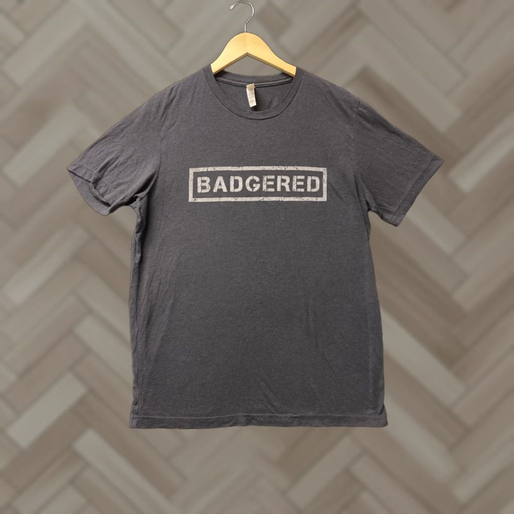 Vintage Bella + Canvas Badgered Shirt L Dark Gray Short Sleeve Graphic 136-21 T-Shirt Crew Neck Unisex Adults Logo Regular Size L /13621 / Cotton / Solid Size US L / EU 52-54 / 3 - 1 Thumbnail