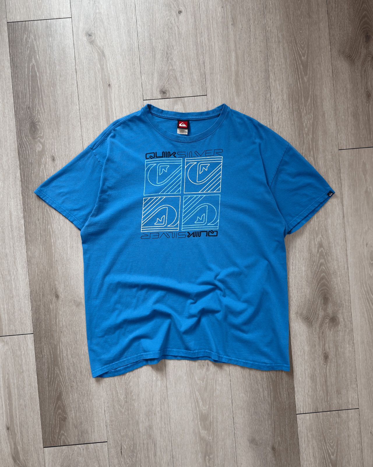 Quicksilver × Vintage Vintage Quicksilver Logo Graphic Blue T-Shirt - Size XL Size US XL / EU 56 / 4 - 1 Thumbnail