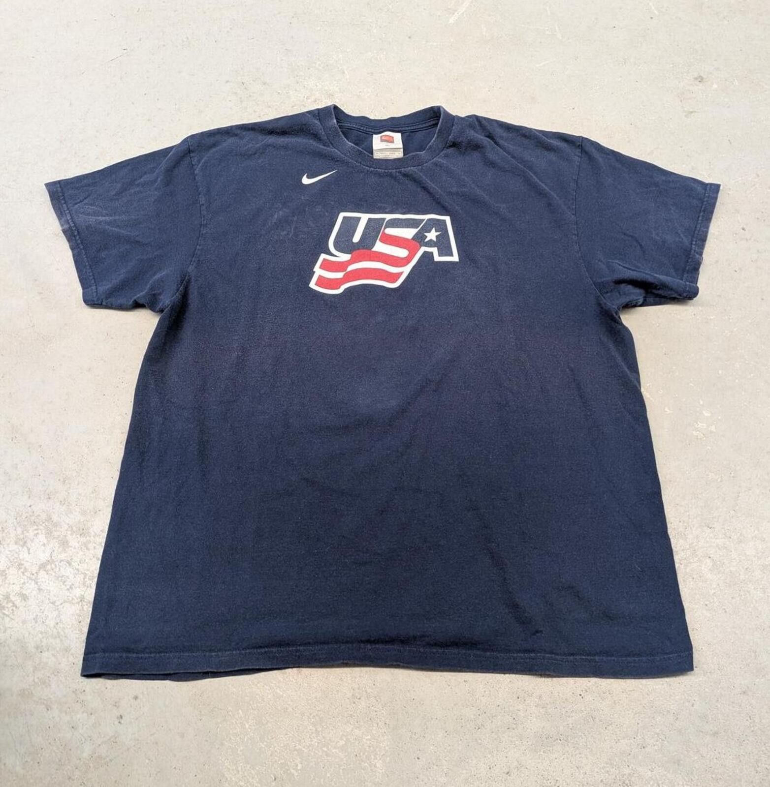 Vintage Y2K Nike Team USA Hockey Navy Blue T-shirt