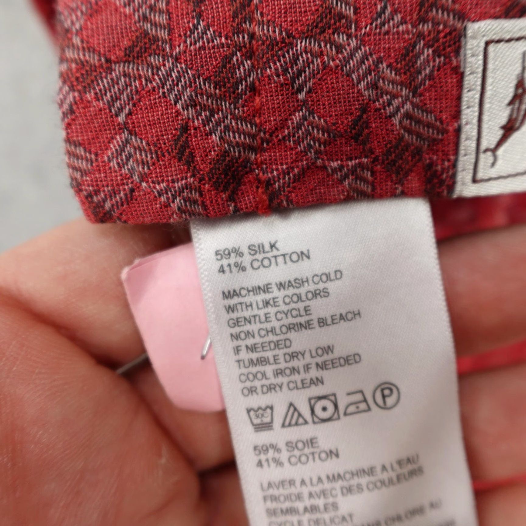 Tommy Bahama Tommy Bahama Shirt Mens Large Red Abstract Silk Blend Hawaiian Aloha Camp Button-Up Short Sleeve Geometric Beach Mens Size US L / EU 52-54 / 3 - 6 Thumbnail