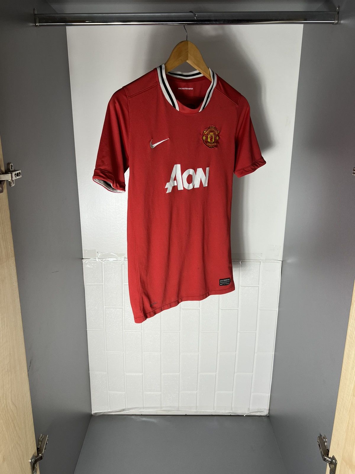 Nike VINTAGE NIKE FC MANCHESTER UNITED ENGLAND SOCCER JERSEY Y2K Size US S / EU 44-46 / 1 - 3 Thumbnail