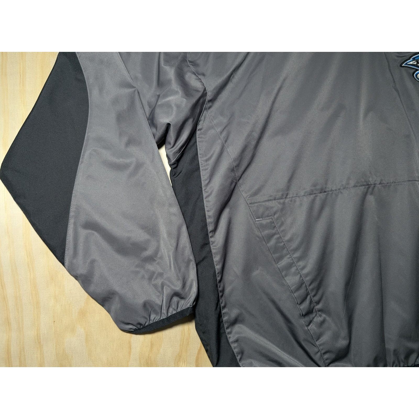 Majestic Majestic Men's Large Toronto Blue Jays MLB Authentic Jacket Size US L / EU 52-54 / 3 - 5 Thumbnail