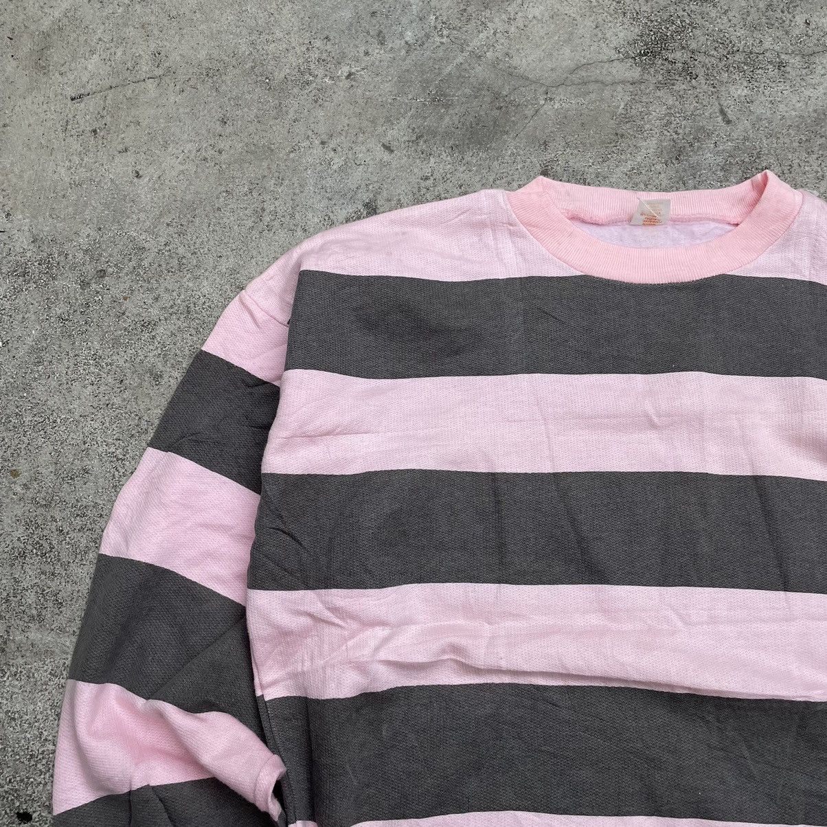 Vintage Vintage 90s Y2K Pink Black Striped Crewneck Sweater Swag L Size US L / EU 52-54 / 3 - 2 Thumbnail