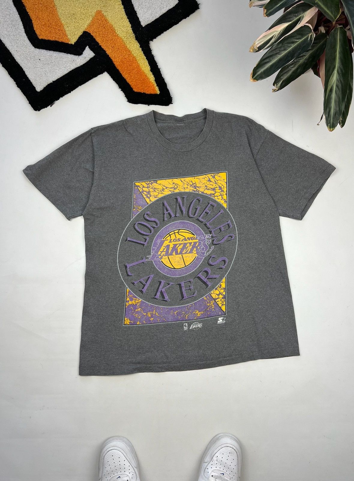 image of Starter x Vintage Los Angeles Lakers T-Shirt in Grey, Men's (Size XL)