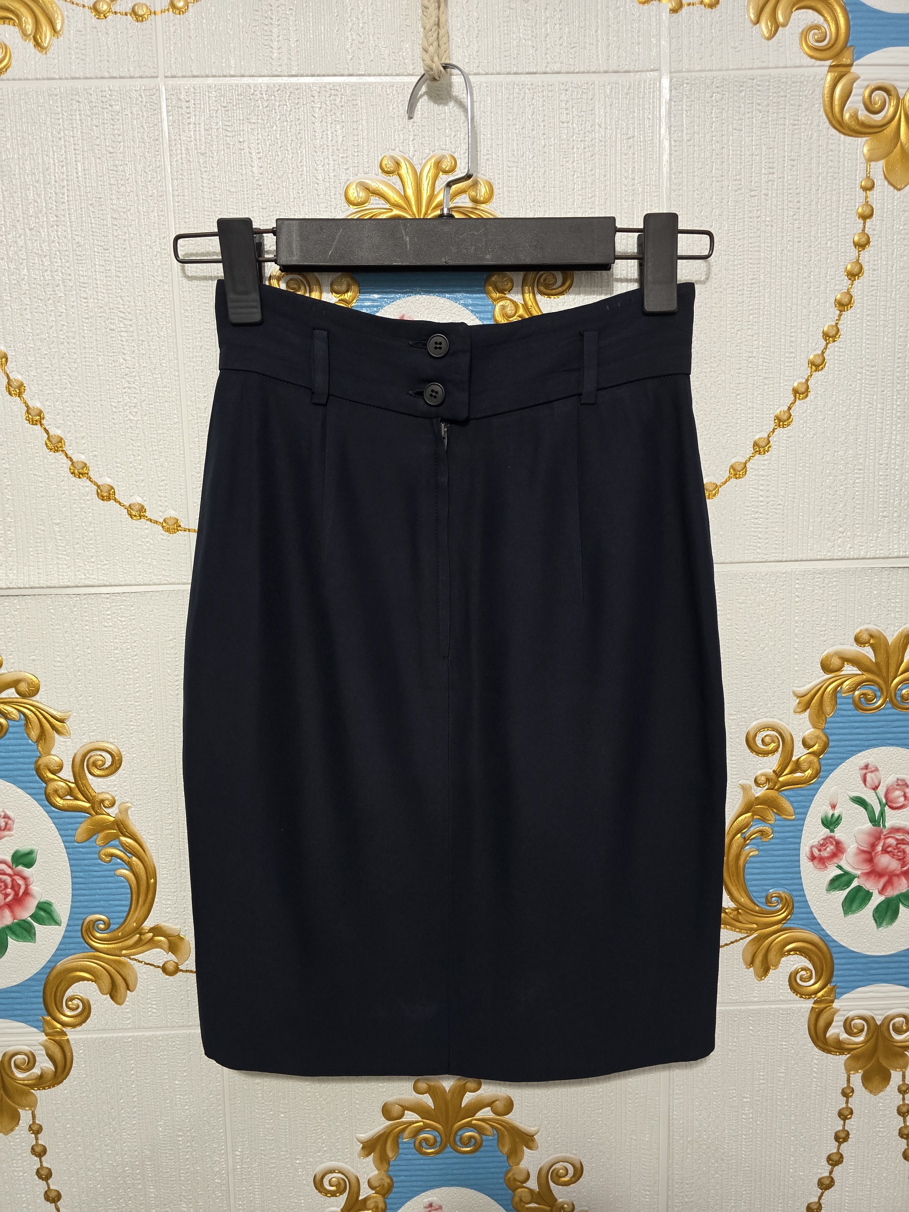 Moschino × Vintage MOSCHINO skirt Women VINTAGE small Size 27" / US 4 / IT 40 - 8 Thumbnail