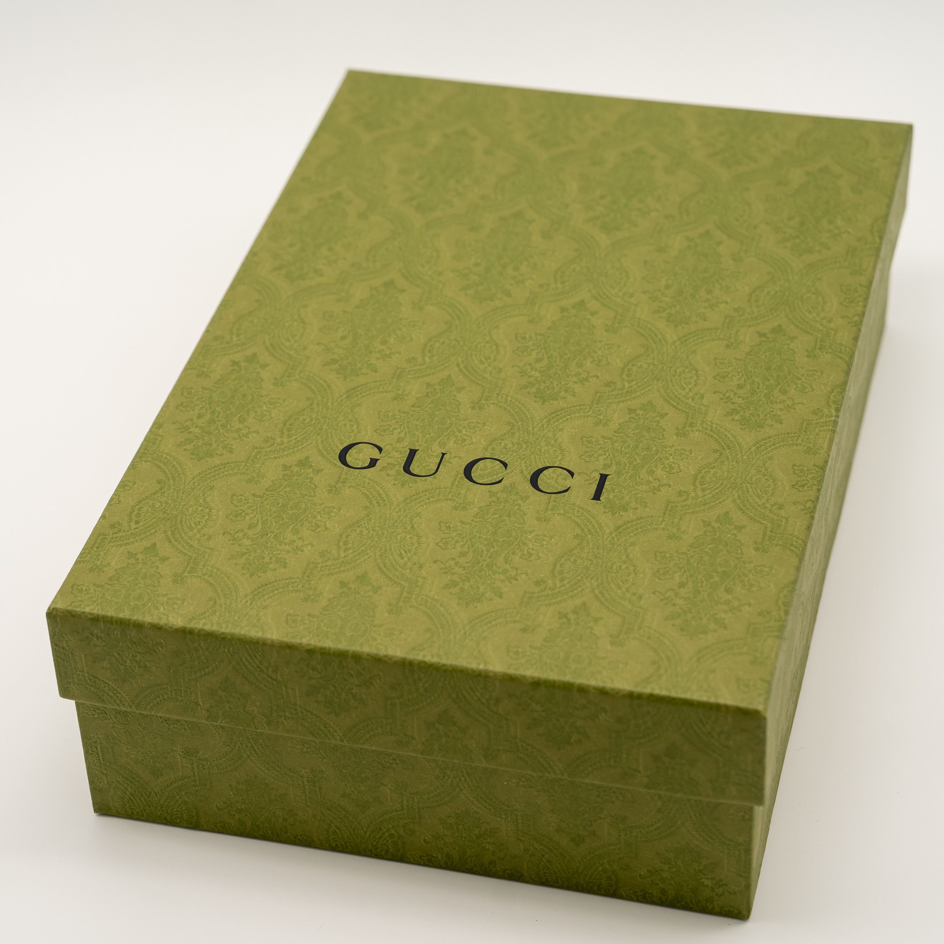 Gucci Gucci Travel Set Neck Pillow Slippers Eye Mask Travel Bag Size ONE SIZE - 11 Thumbnail