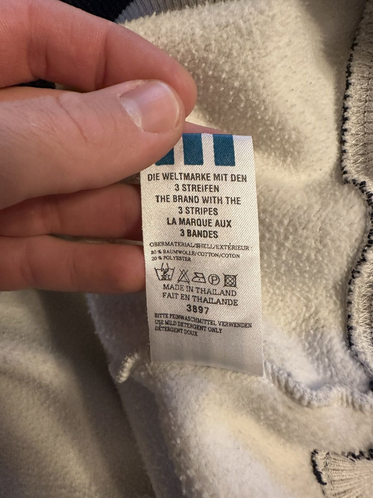 Adidas Rare! Vintage Adidas World Cup Sweatshirt Size US L / EU 52-54 / 3 - 9 Thumbnail
