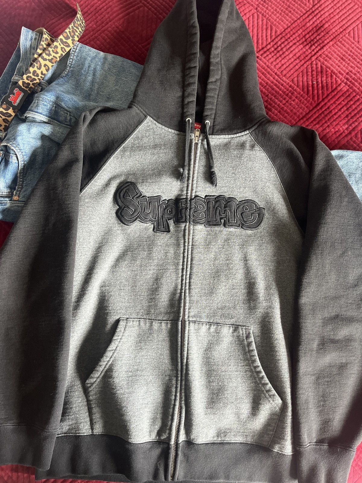 Japanese Brand × Streetwear × Supreme Supreme Gonz Appliqué Zip 