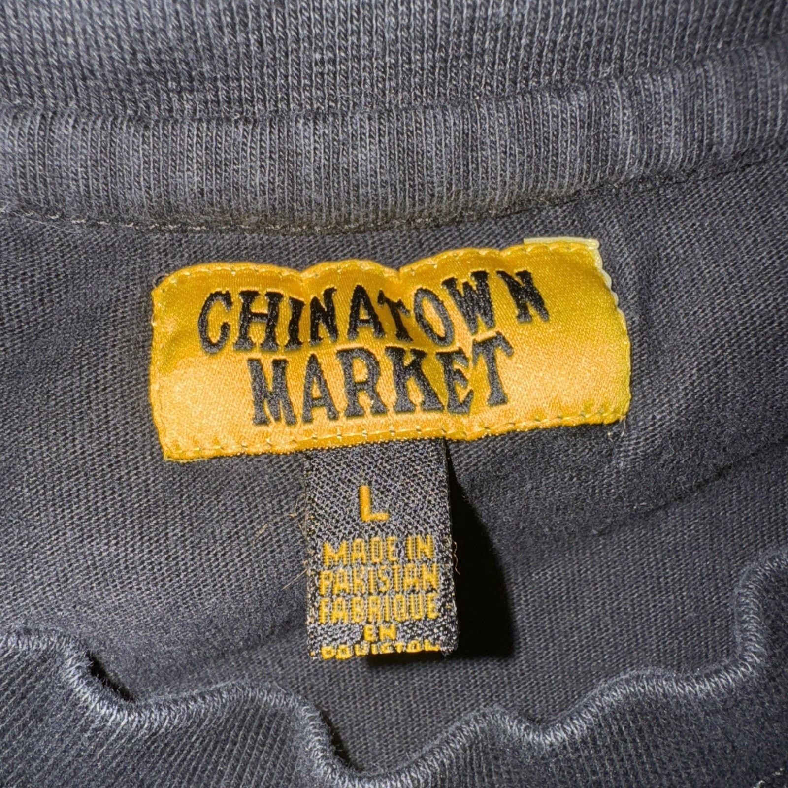 Market Chinatown Market Cherry Graphic T-Shirt Black L 19x29.5 Size US L / EU 52-54 / 3 - 7 Thumbnail