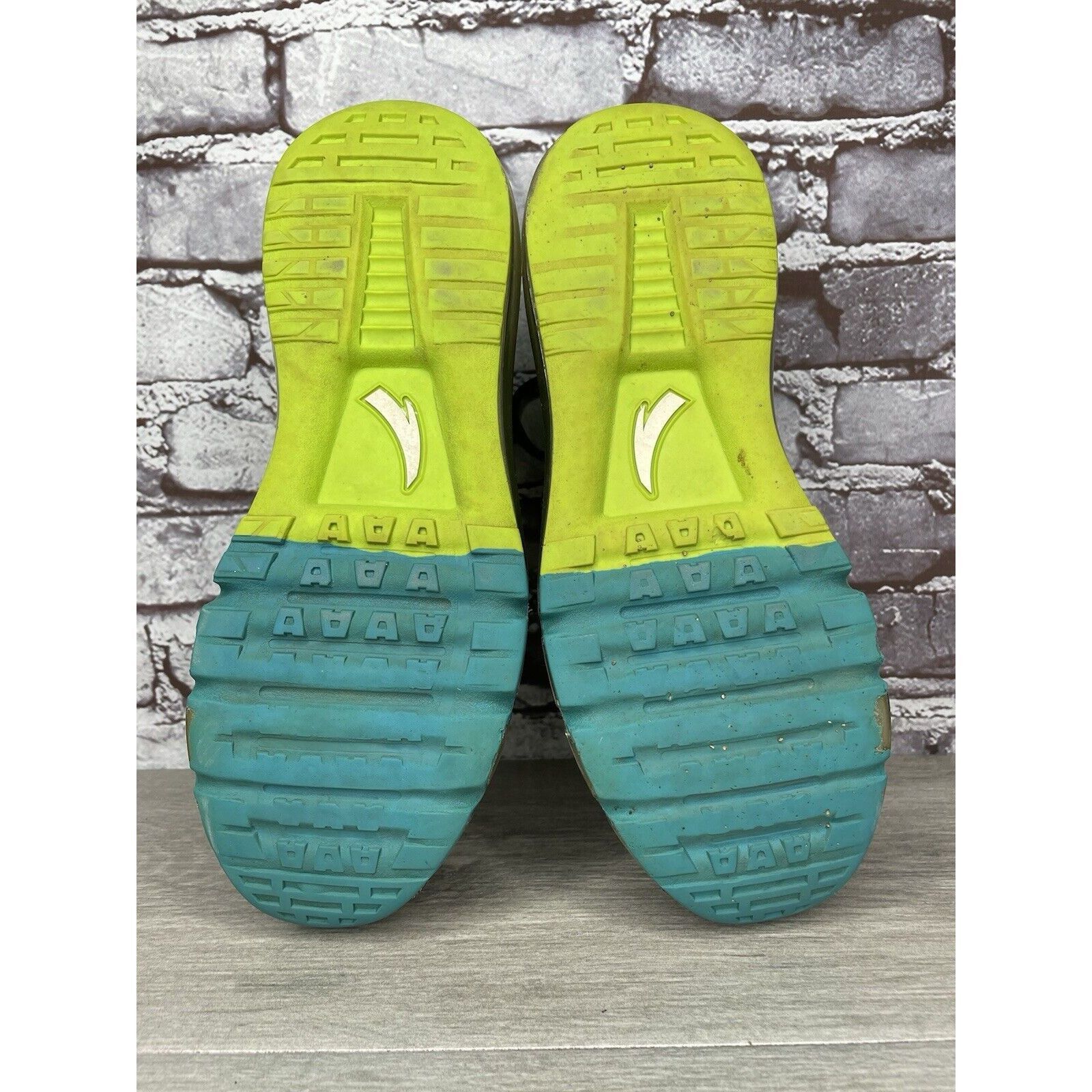 Other Anta Green Blue Synthetic Lace Up Gym Basketball Shoes Men’s Size US 9 / EU 42 - 18 Thumbnail